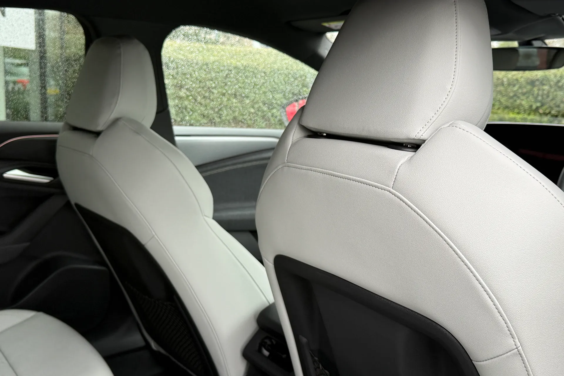 Audi A6 thumbnail image number 30