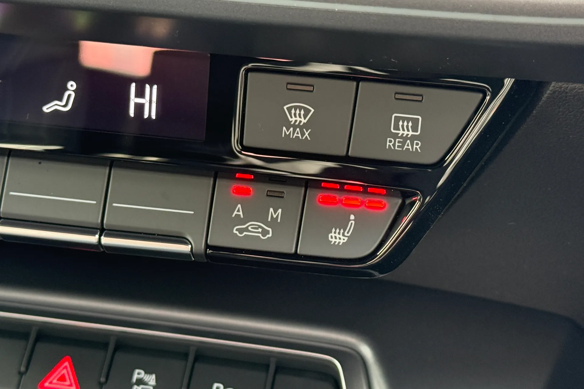 Audi A3 thumbnail image number 33