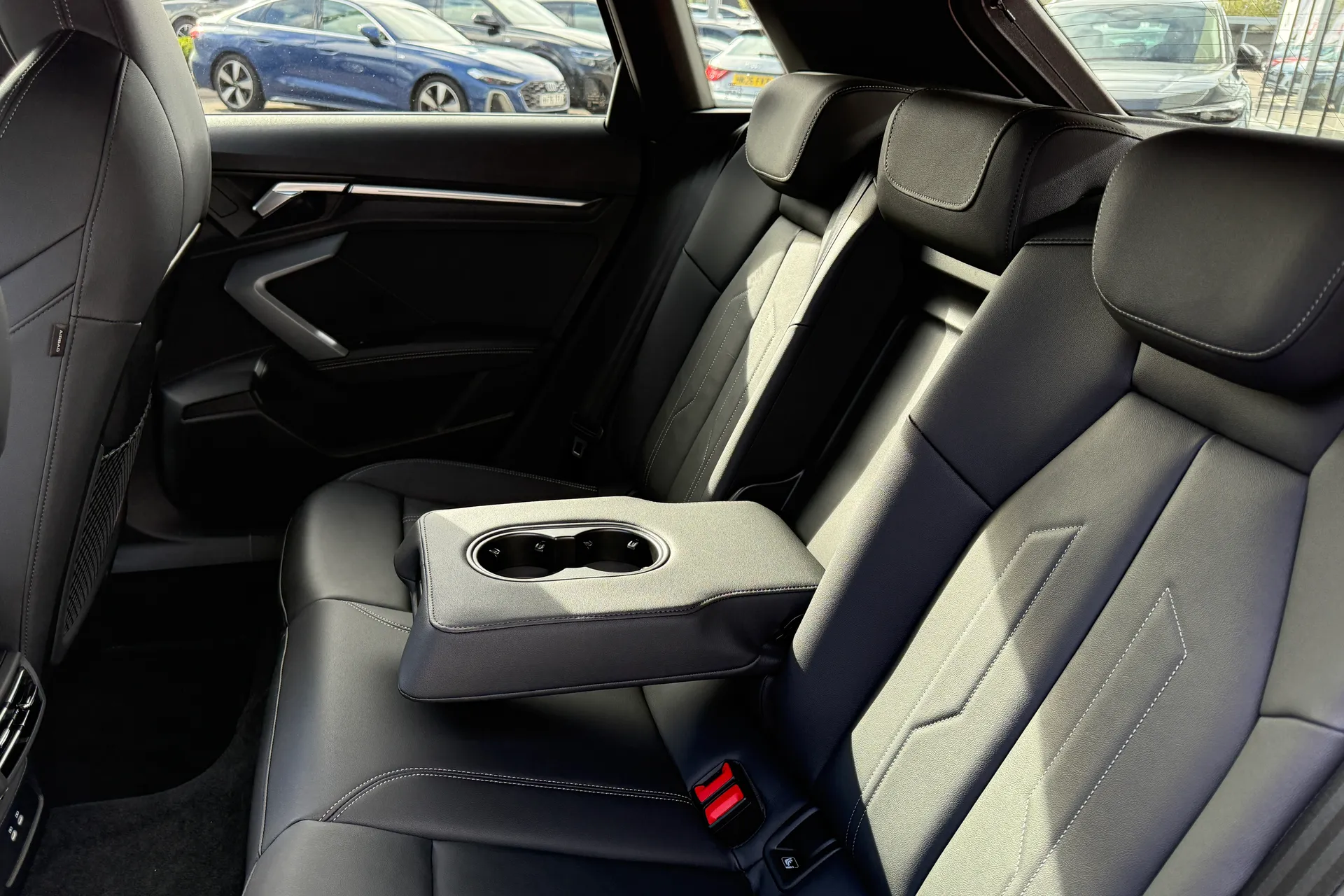 Audi A3 thumbnail image number 24