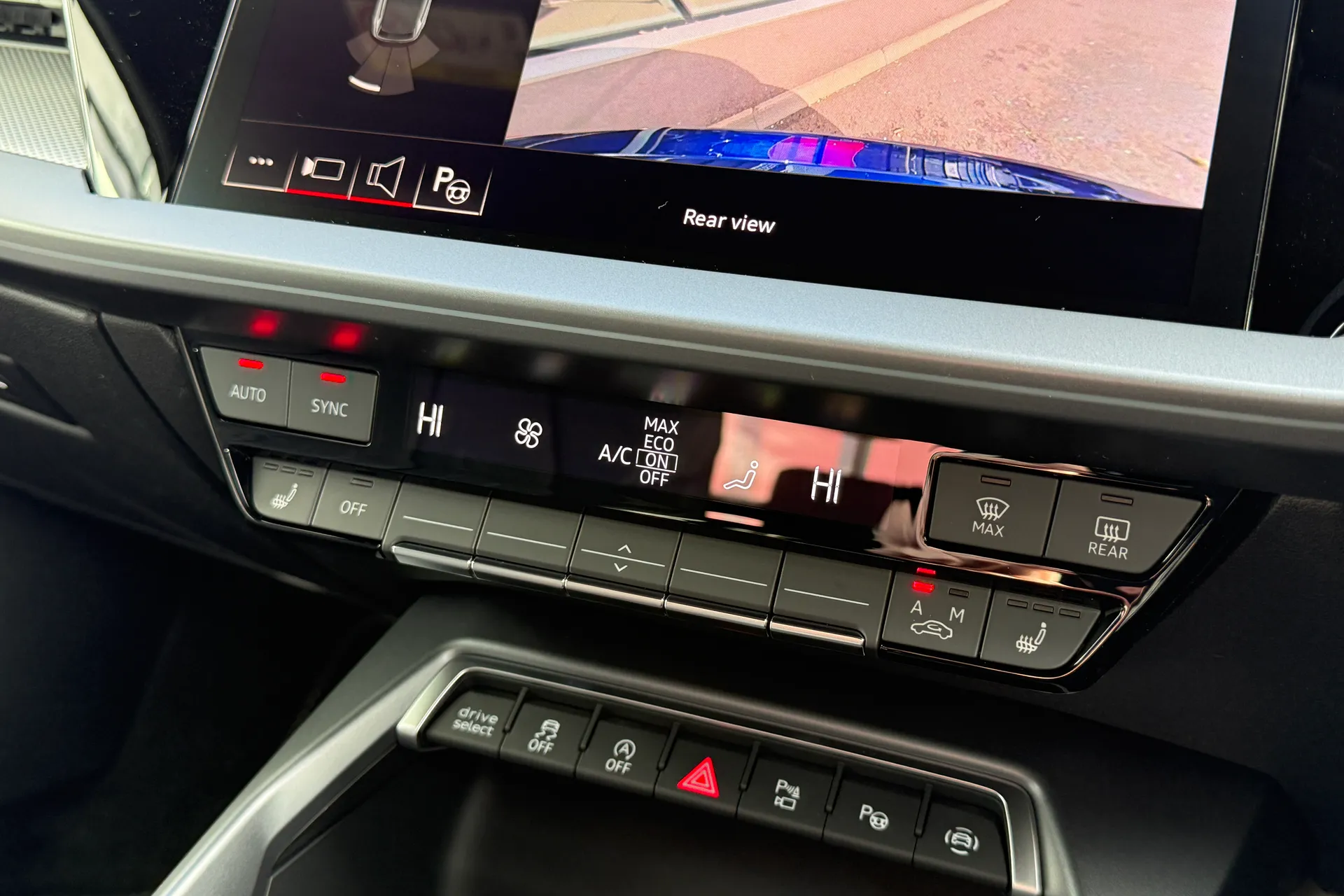 Audi A3 thumbnail image number 16