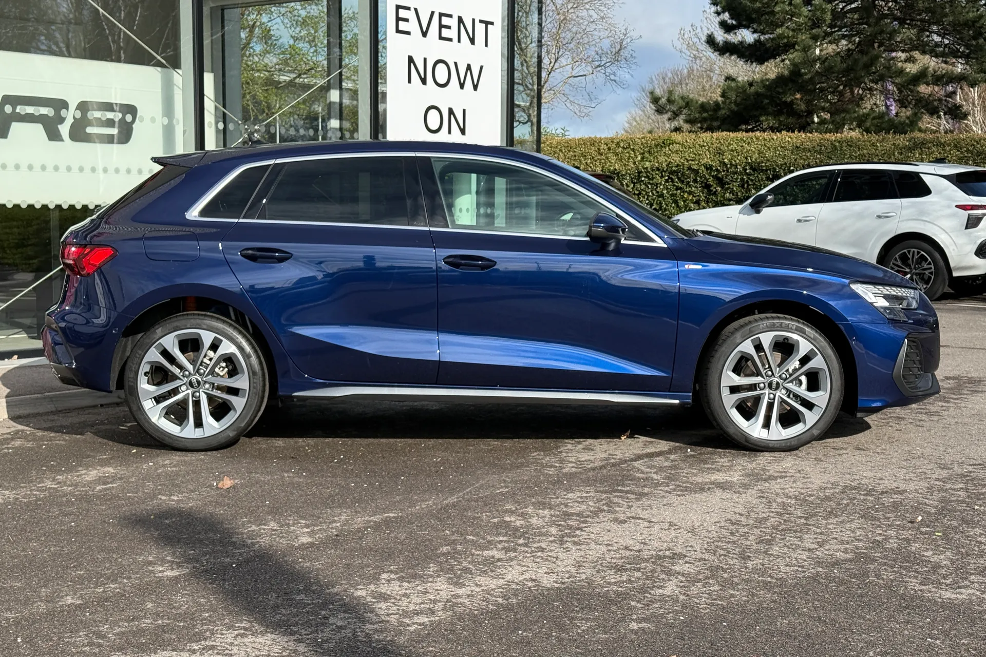 Audi A3 thumbnail image number 2