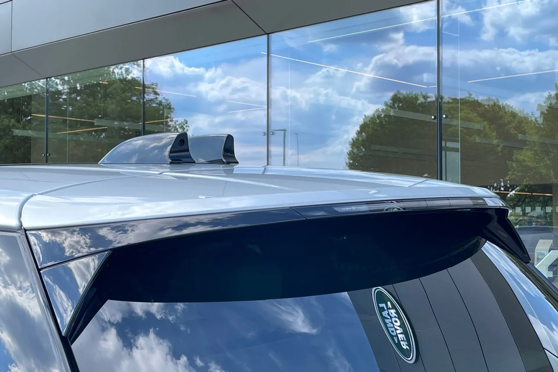 LAND ROVER RANGE ROVER thumbnail image number 19