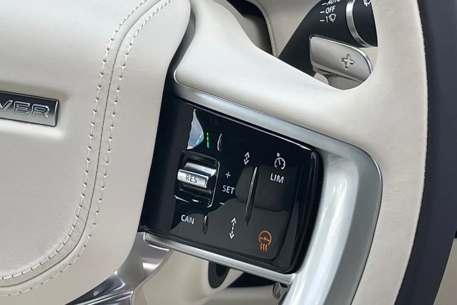 LAND ROVER RANGE ROVER thumbnail image number 45