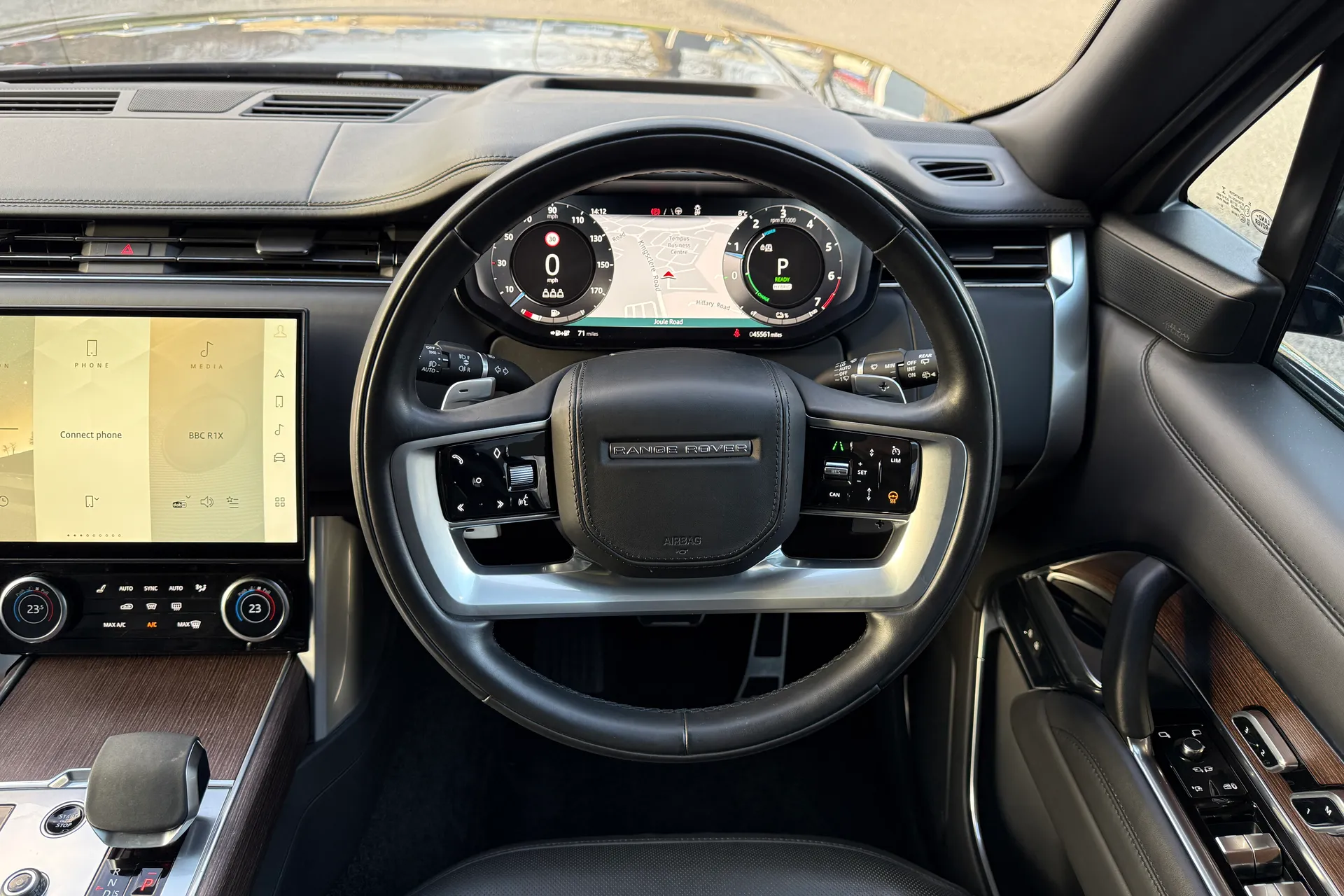 LAND ROVER RANGE ROVER thumbnail image number 14