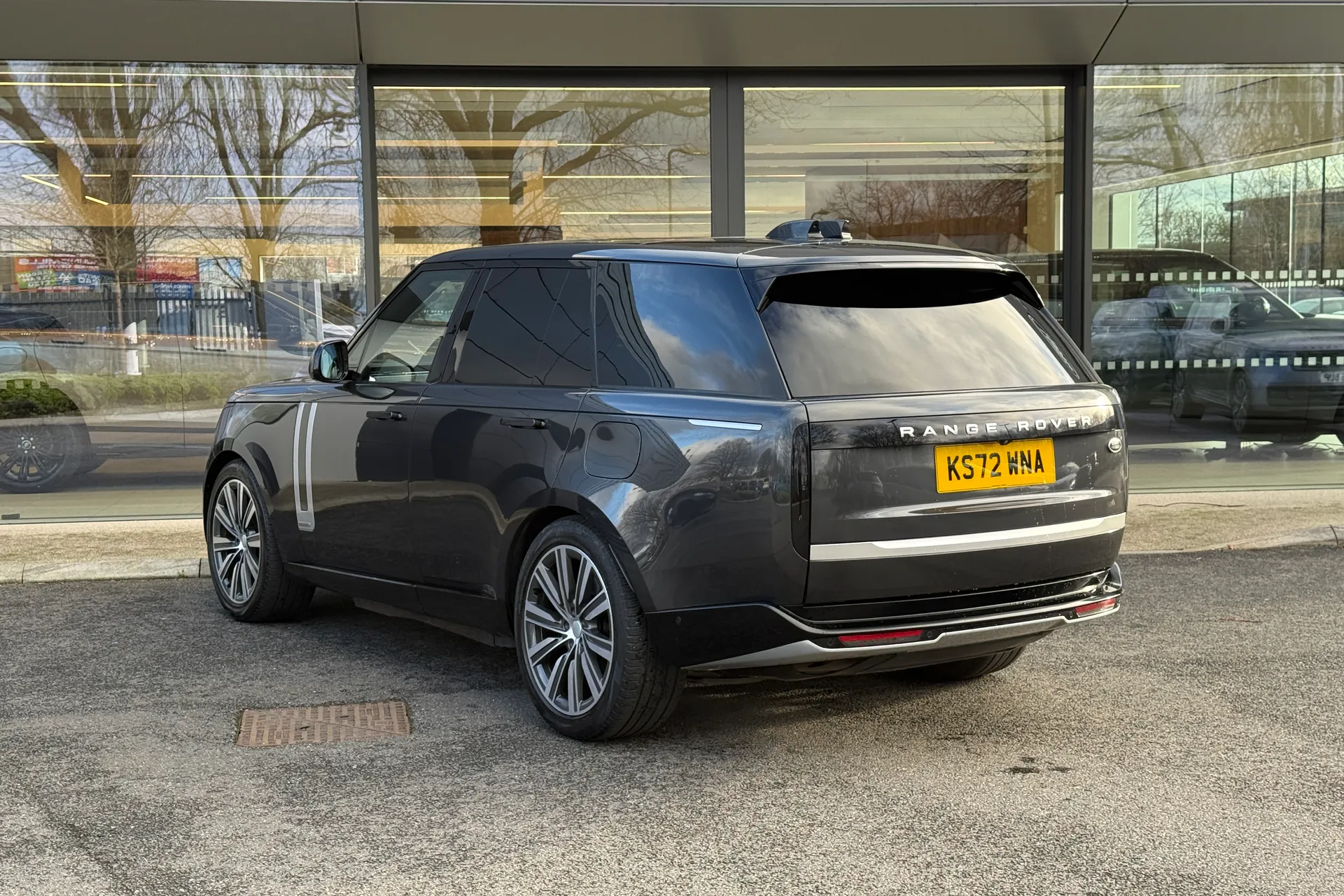 LAND ROVER RANGE ROVER thumbnail image number 7