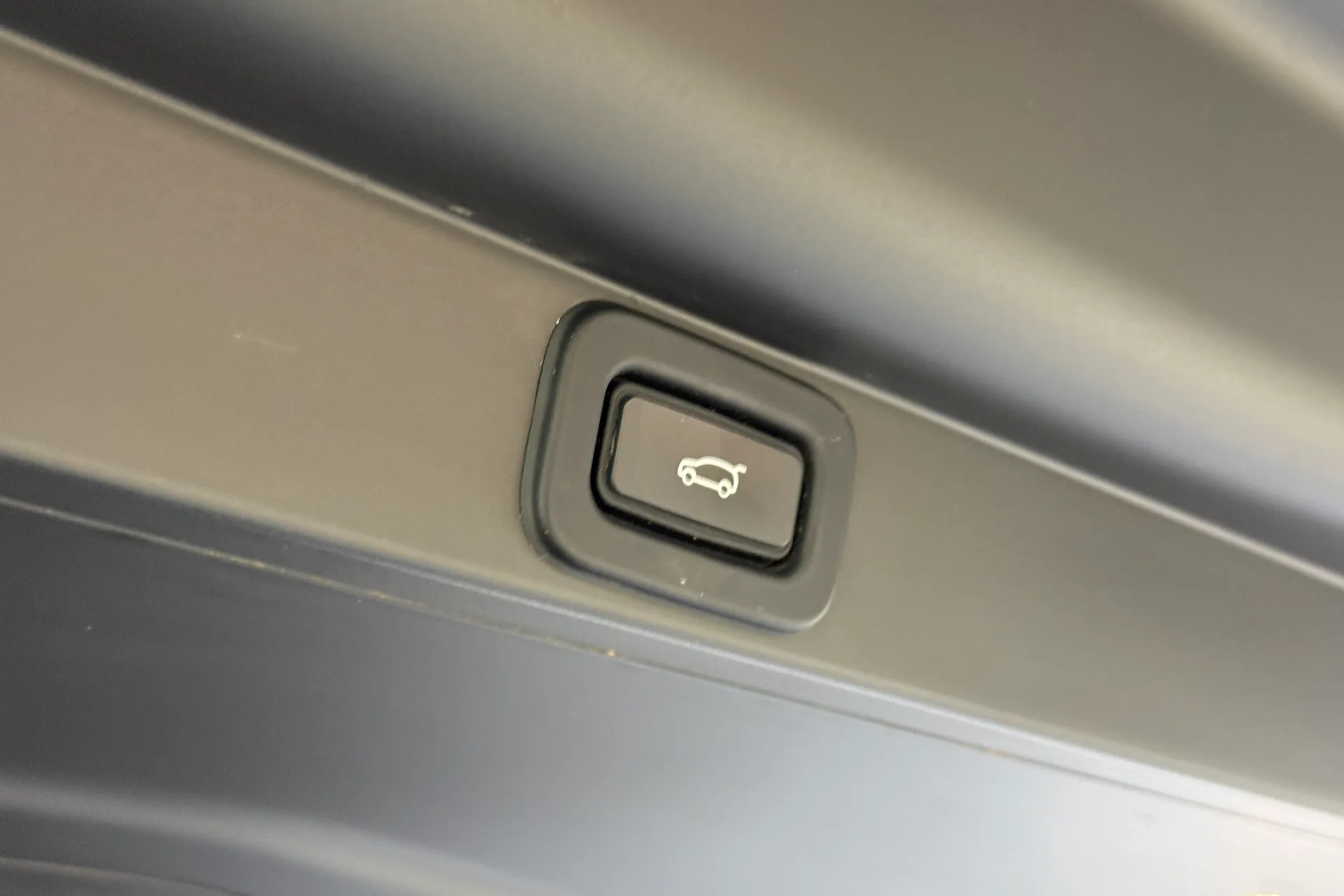 LAND ROVER RANGE ROVER thumbnail image number 45