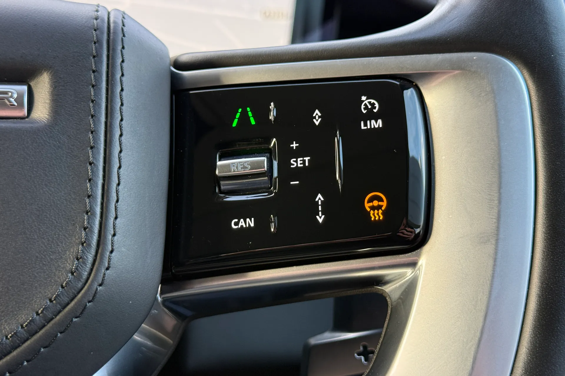 LAND ROVER RANGE ROVER thumbnail image number 31