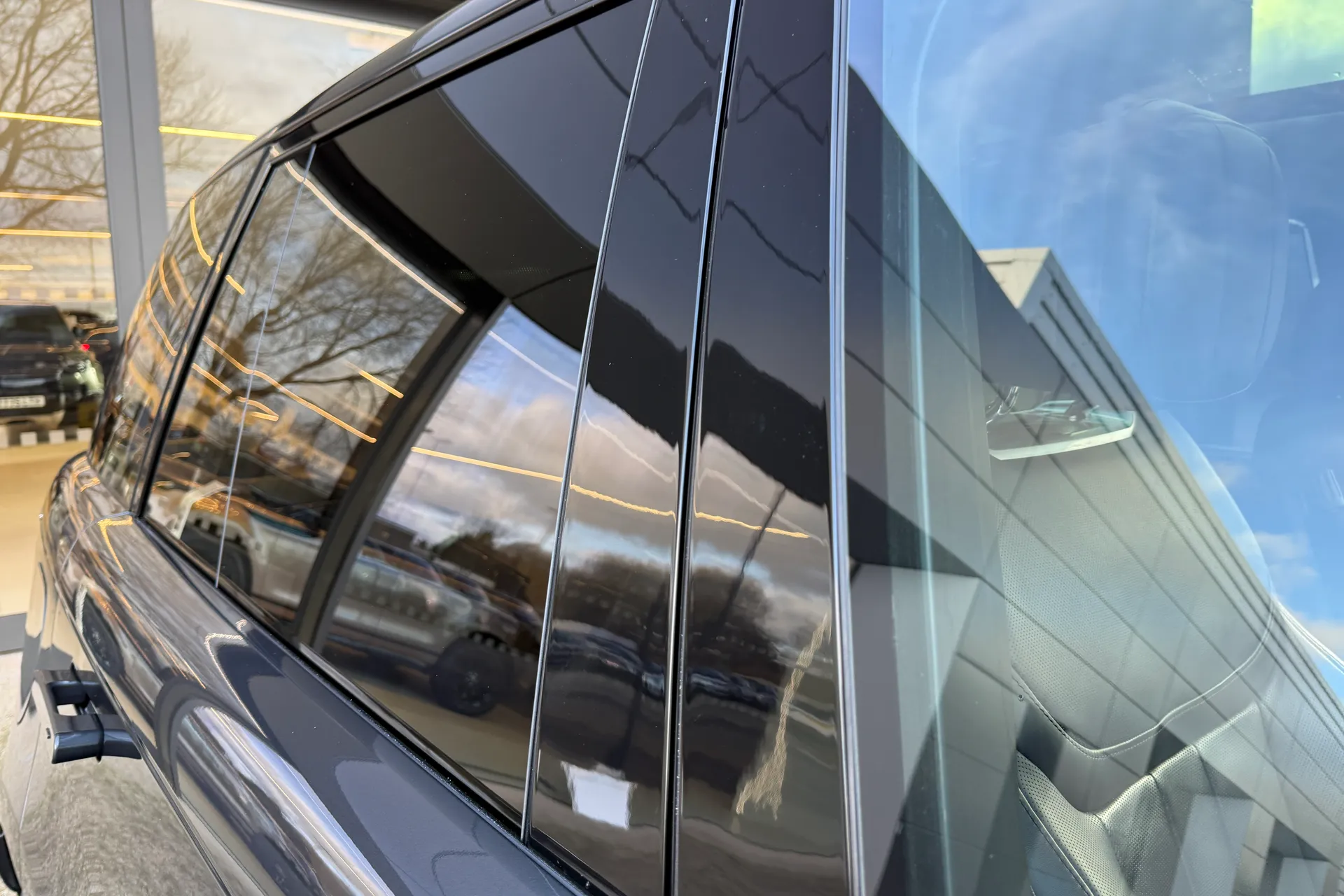 LAND ROVER RANGE ROVER thumbnail image number 28