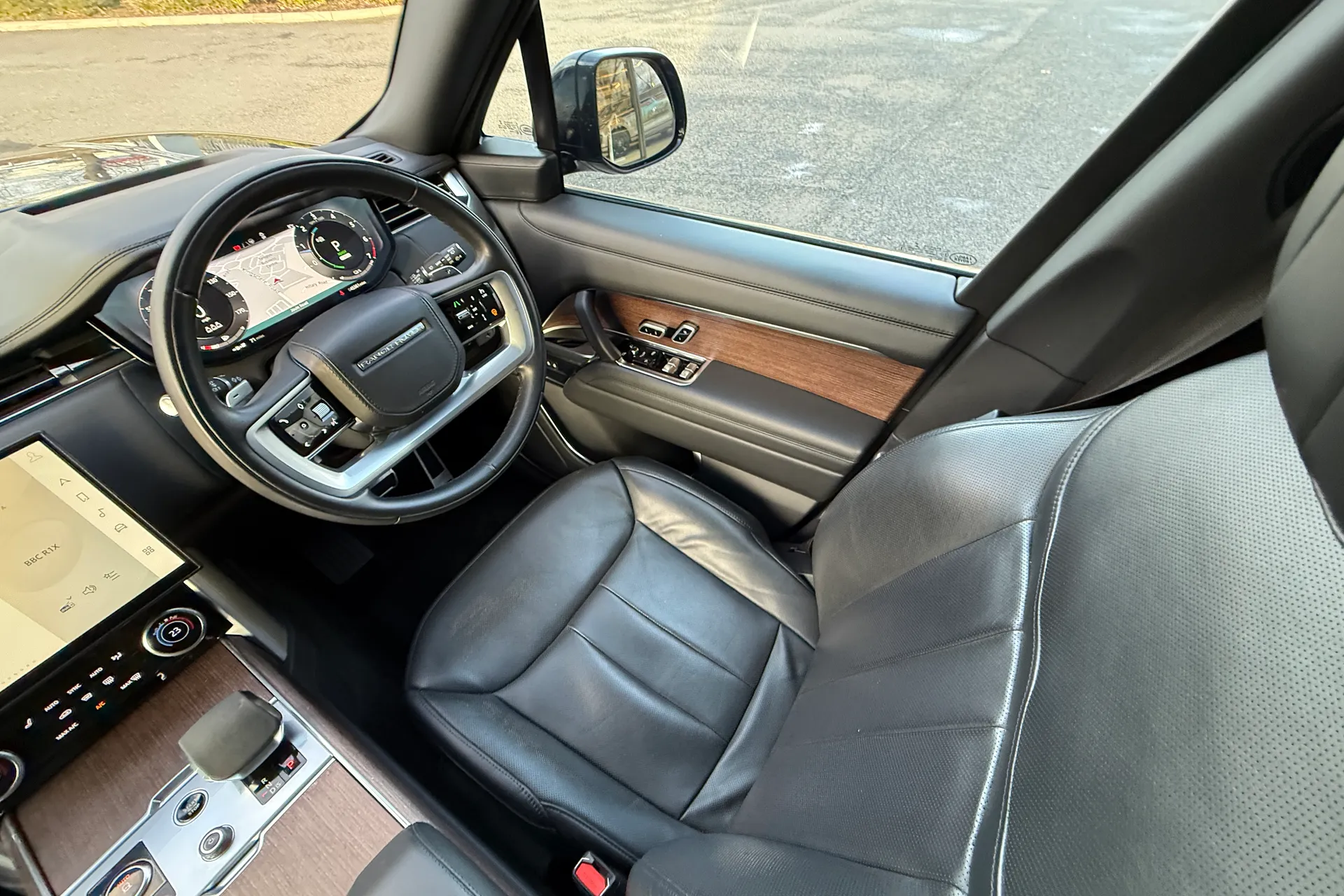 LAND ROVER RANGE ROVER thumbnail image number 13