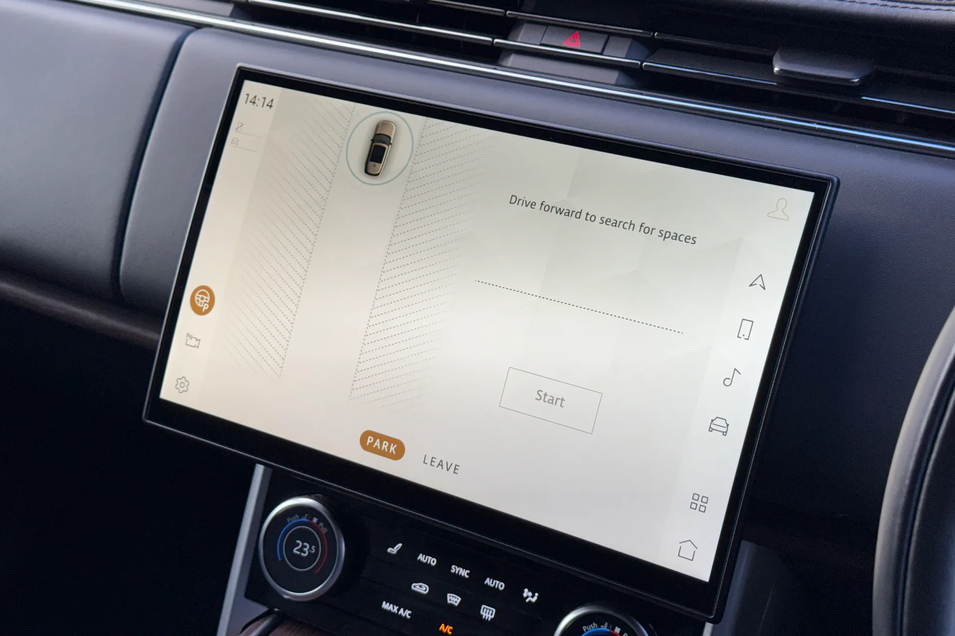 LAND ROVER RANGE ROVER thumbnail image number 23