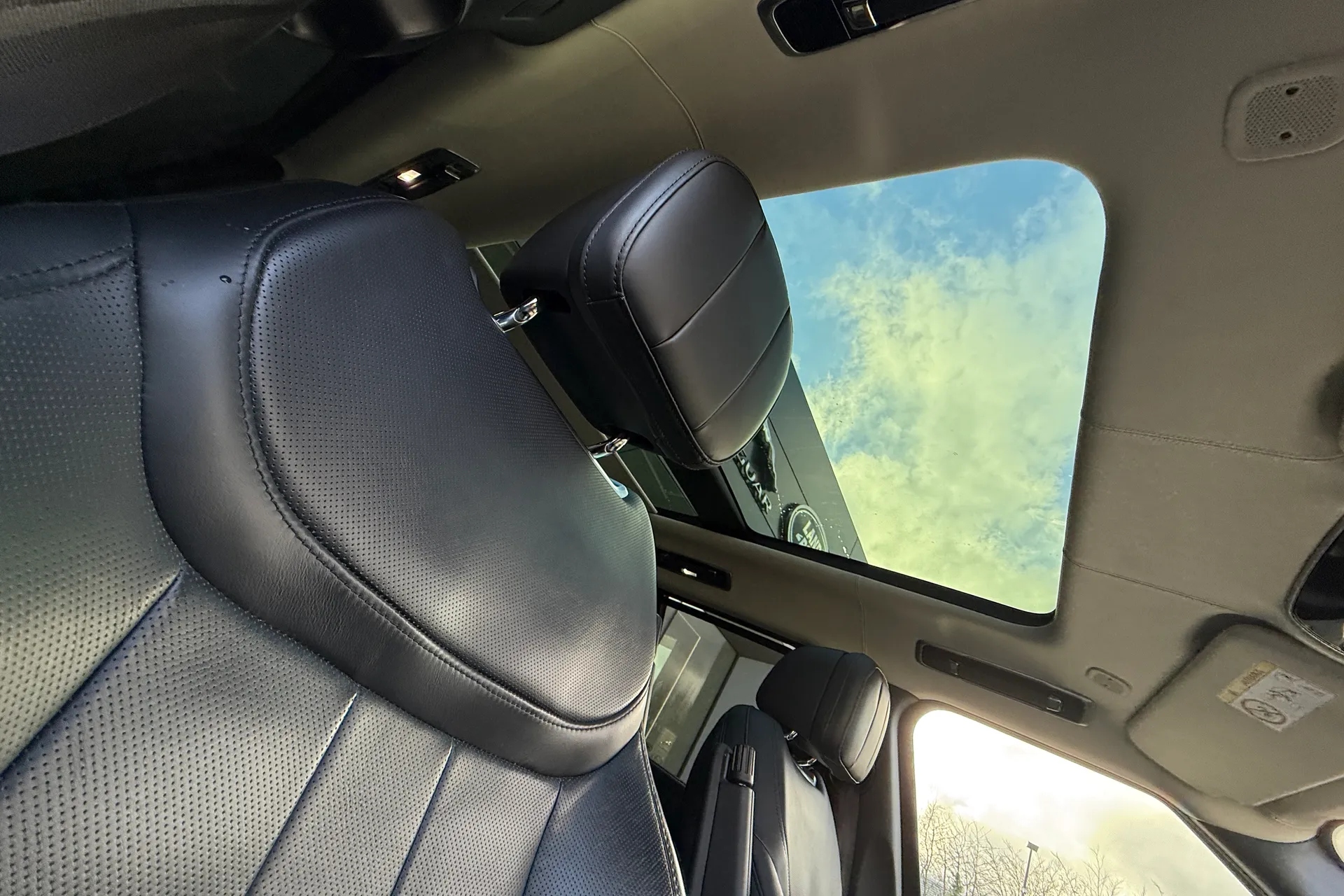 LAND ROVER RANGE ROVER thumbnail image number 41