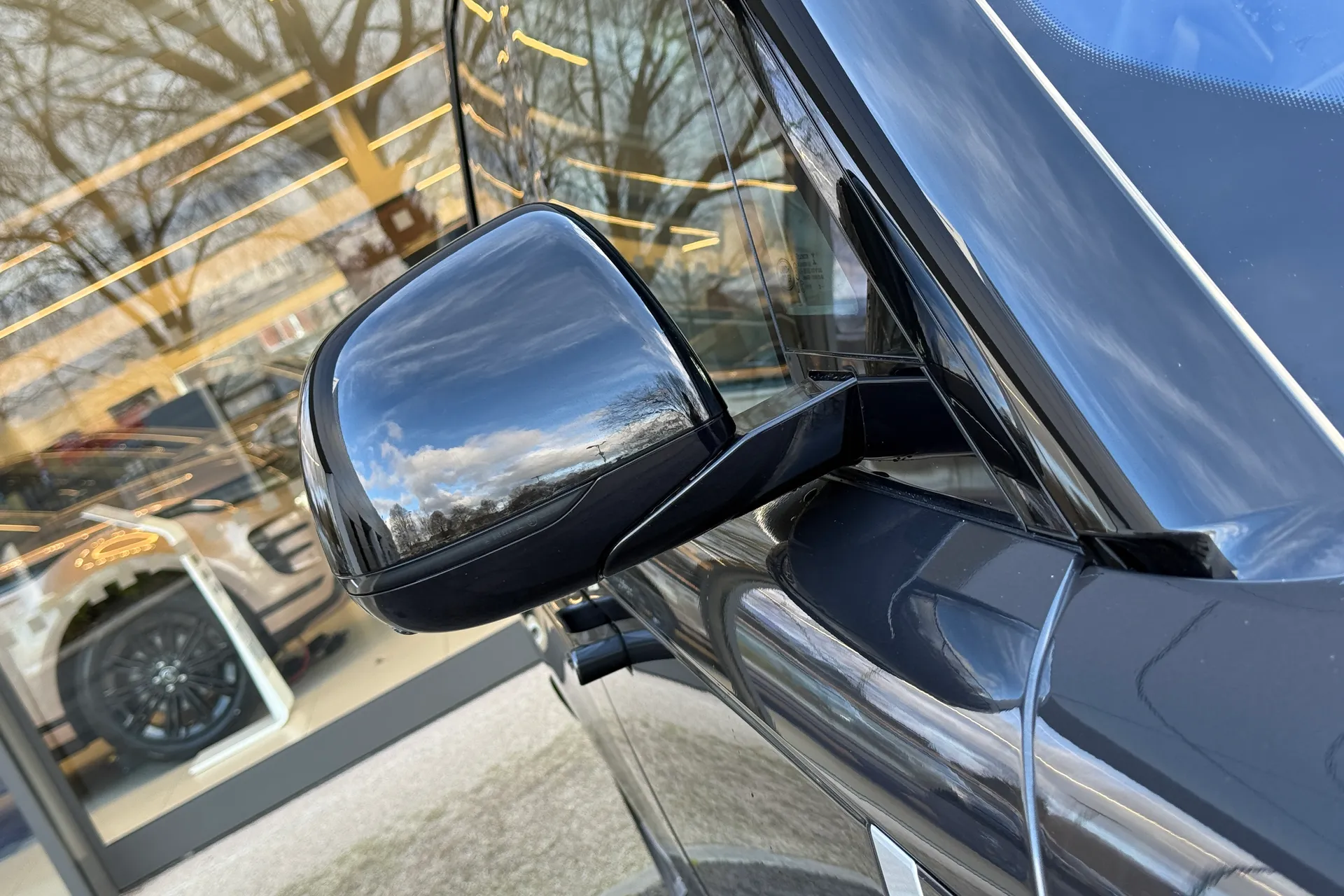 LAND ROVER RANGE ROVER thumbnail image number 57