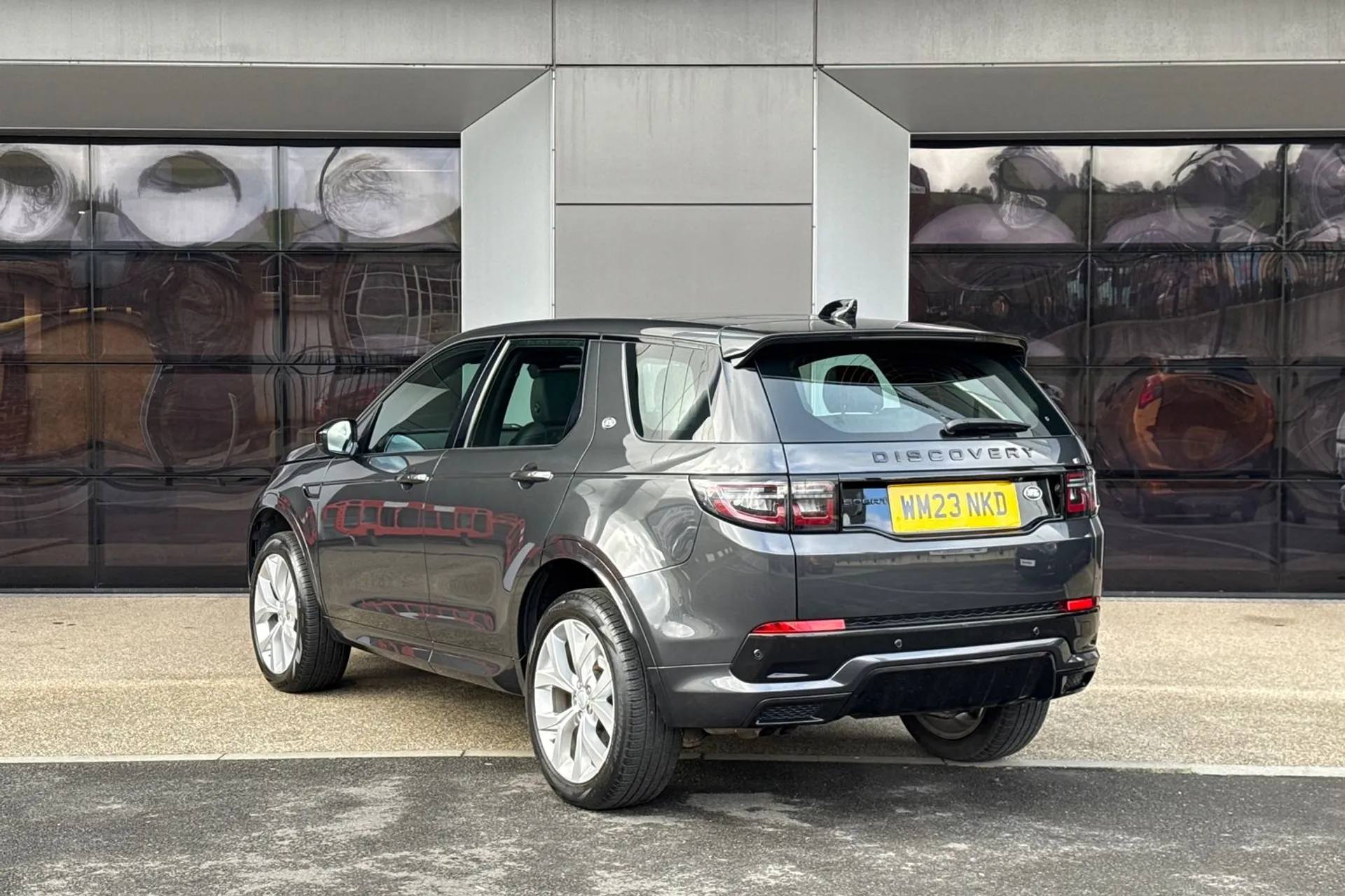 LAND ROVER DISCOVERY SPORT thumbnail image number 14