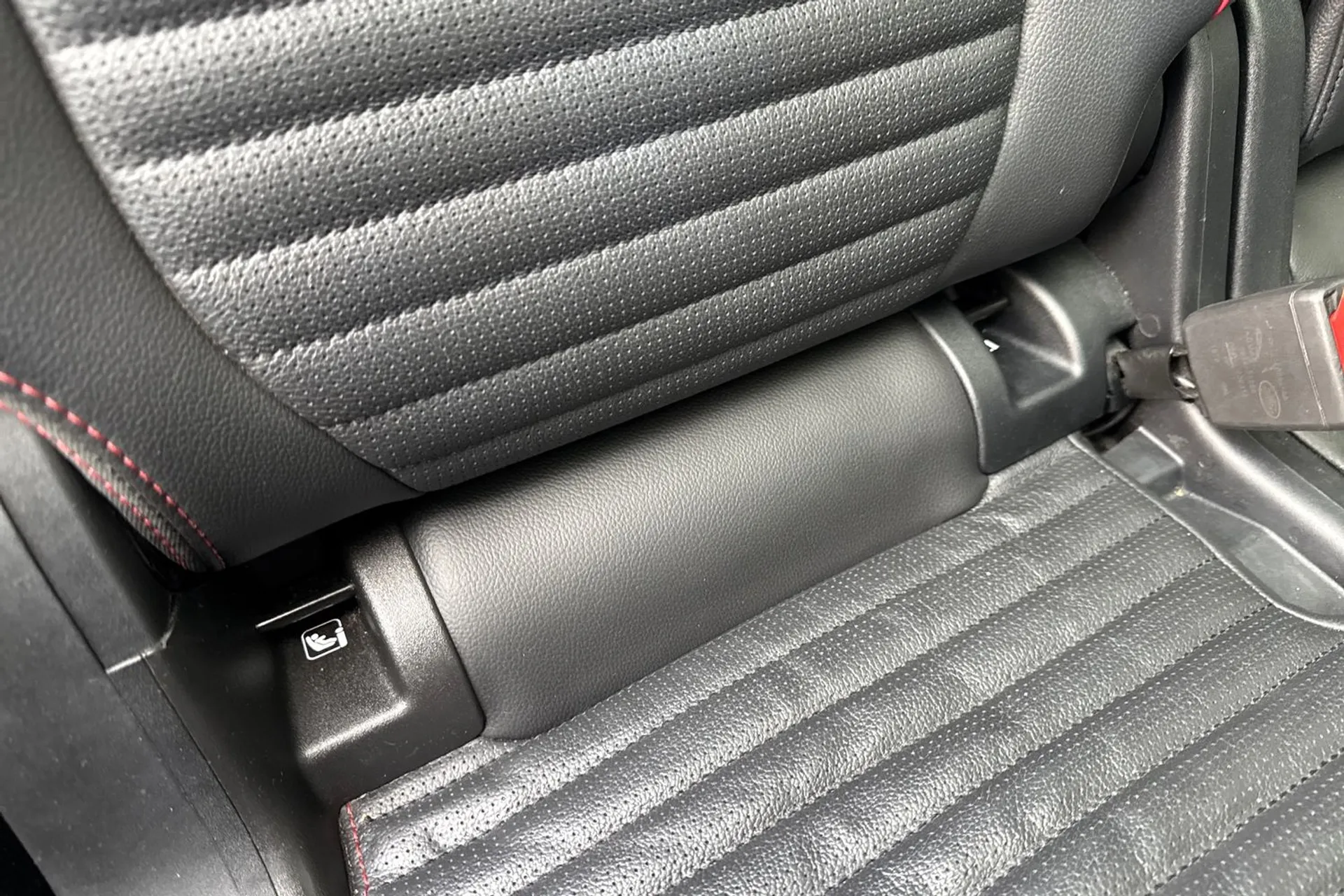 LAND ROVER DISCOVERY SPORT thumbnail image number 36