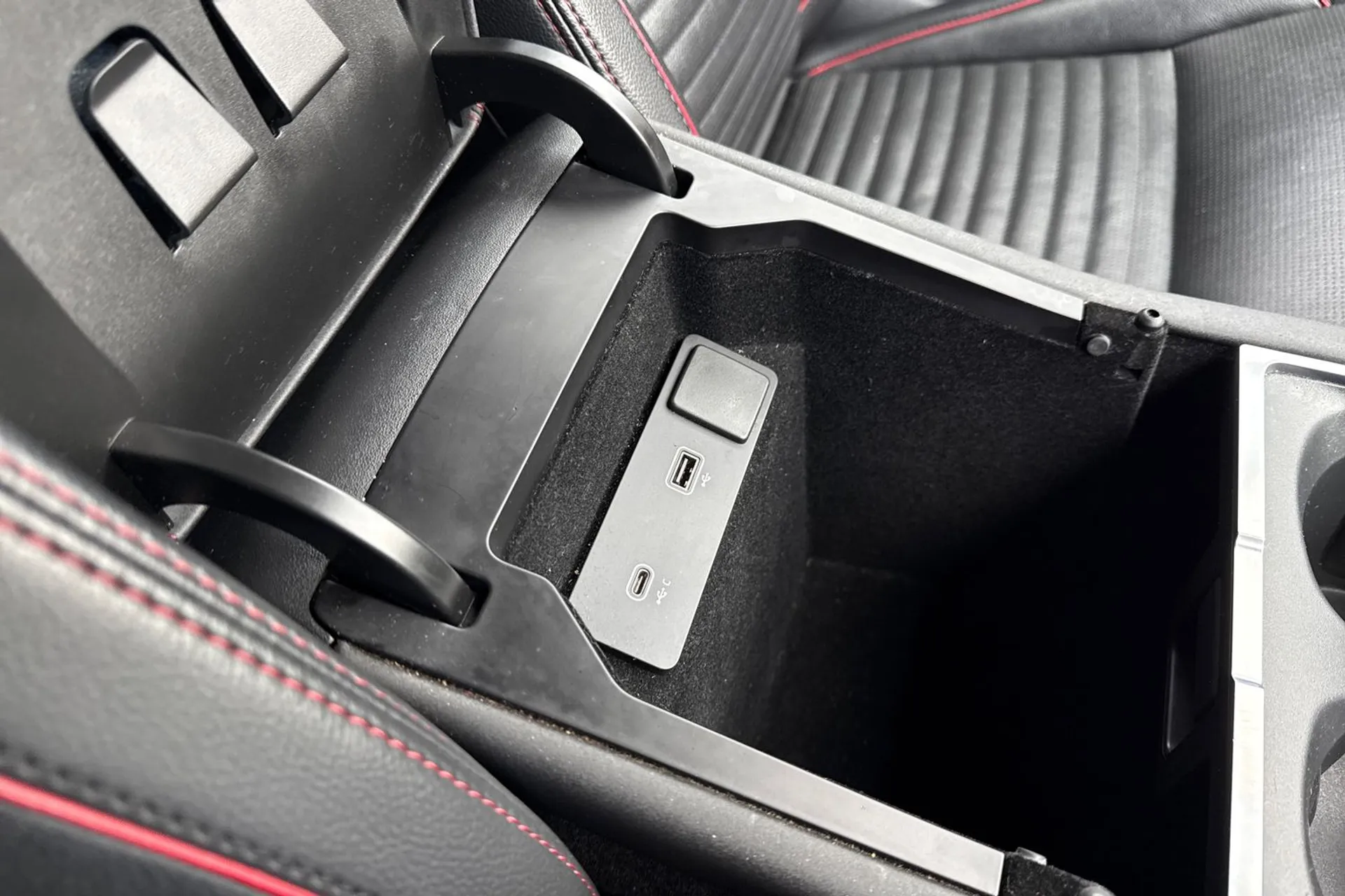 LAND ROVER DISCOVERY SPORT thumbnail image number 54