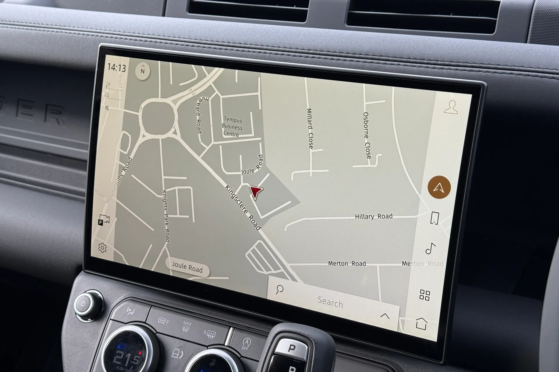 LAND ROVER Defender 110 thumbnail image number 25