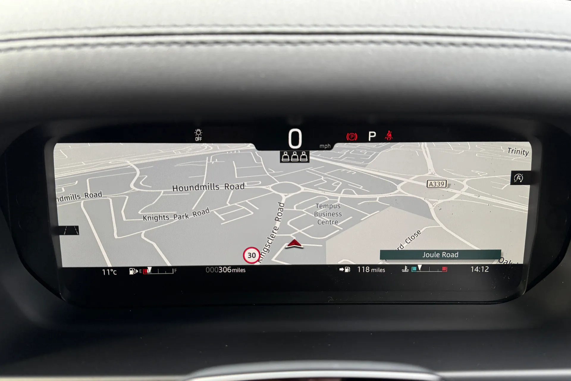 LAND ROVER Defender 110 thumbnail image number 22