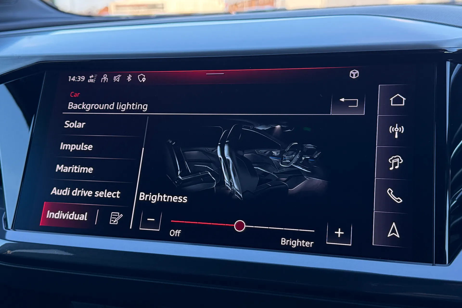 Audi Q4 e-tron thumbnail image number 13