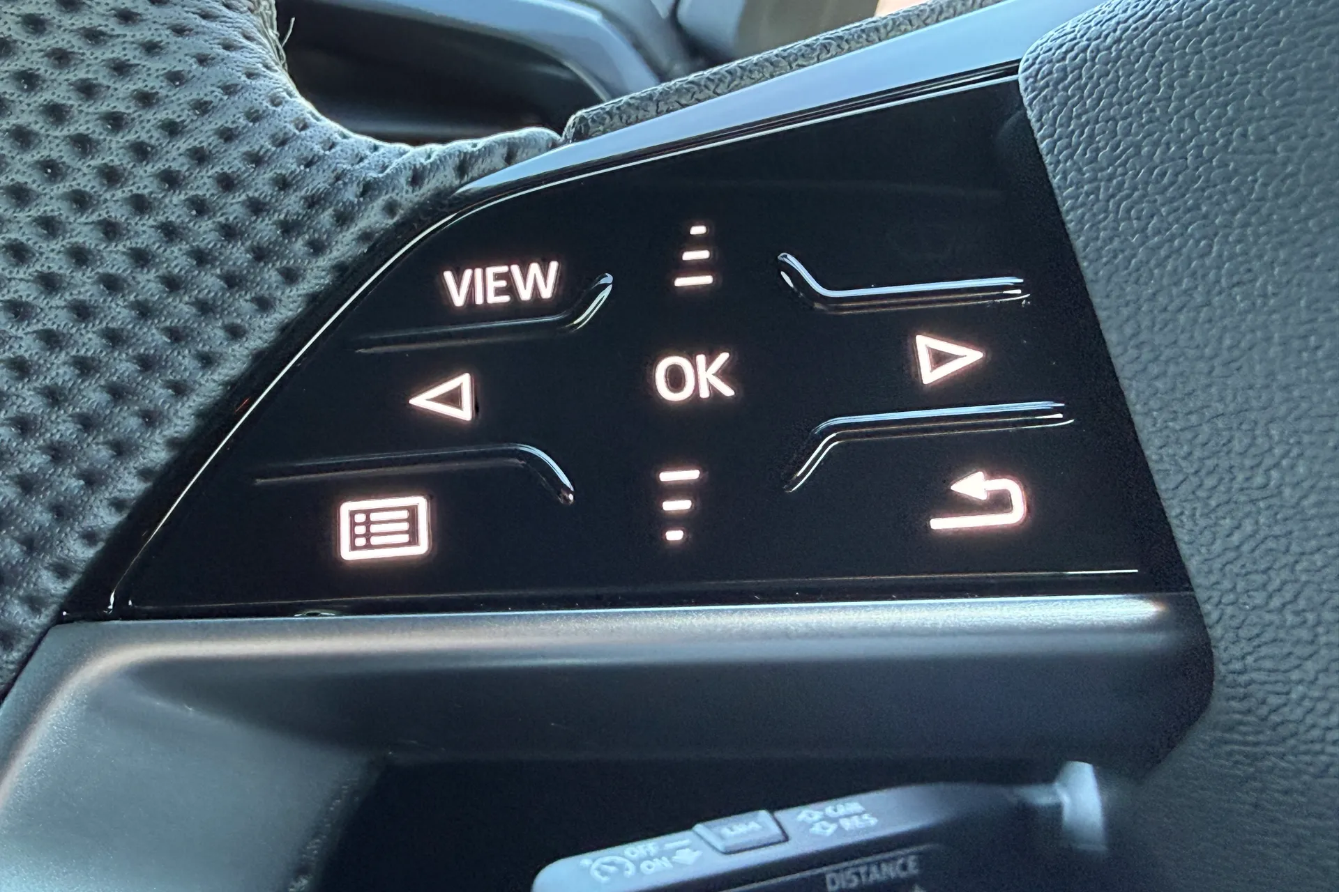 Audi Q4 e-tron thumbnail image number 24