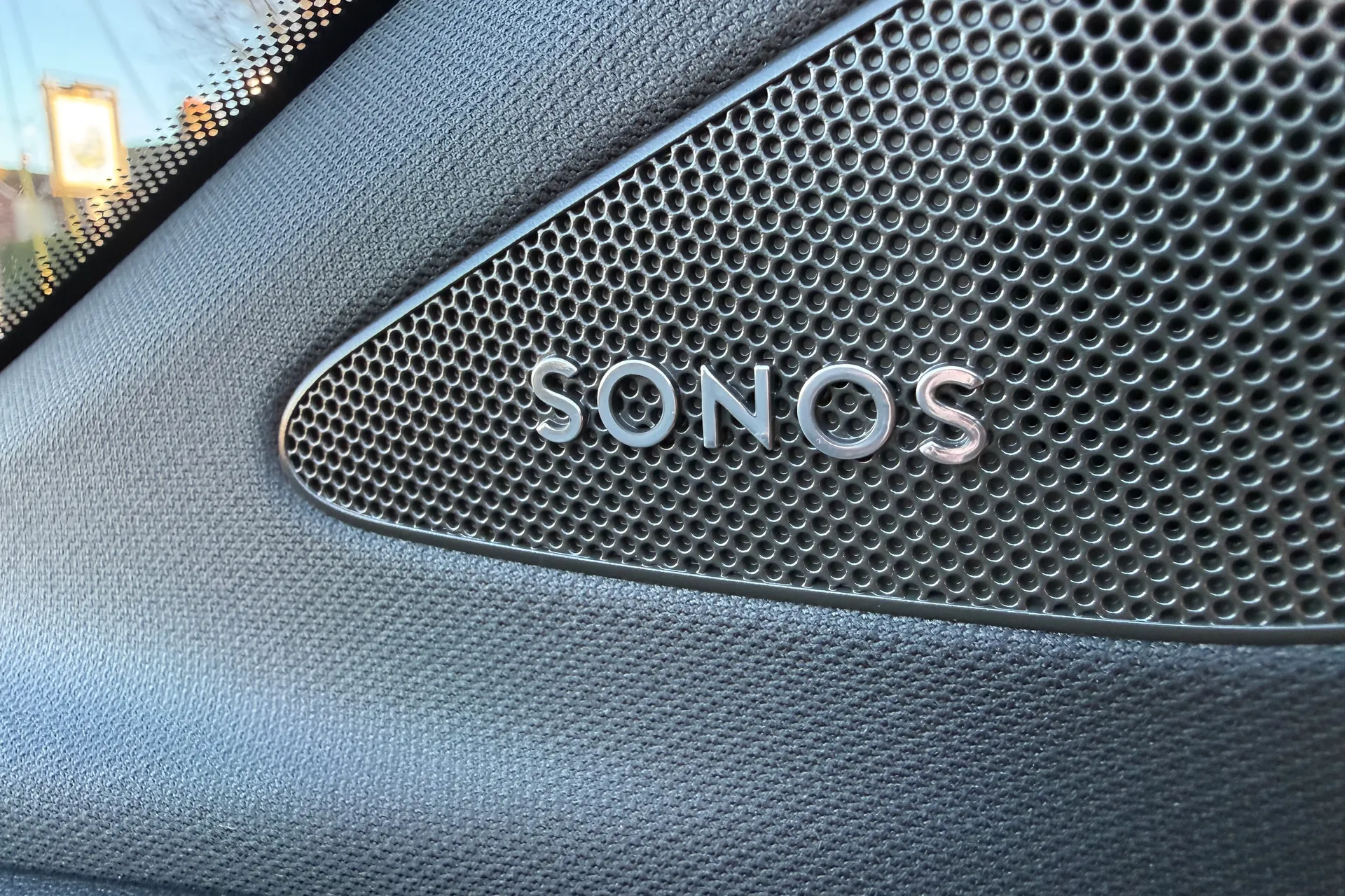 Audi Q4 e-tron thumbnail image number 19