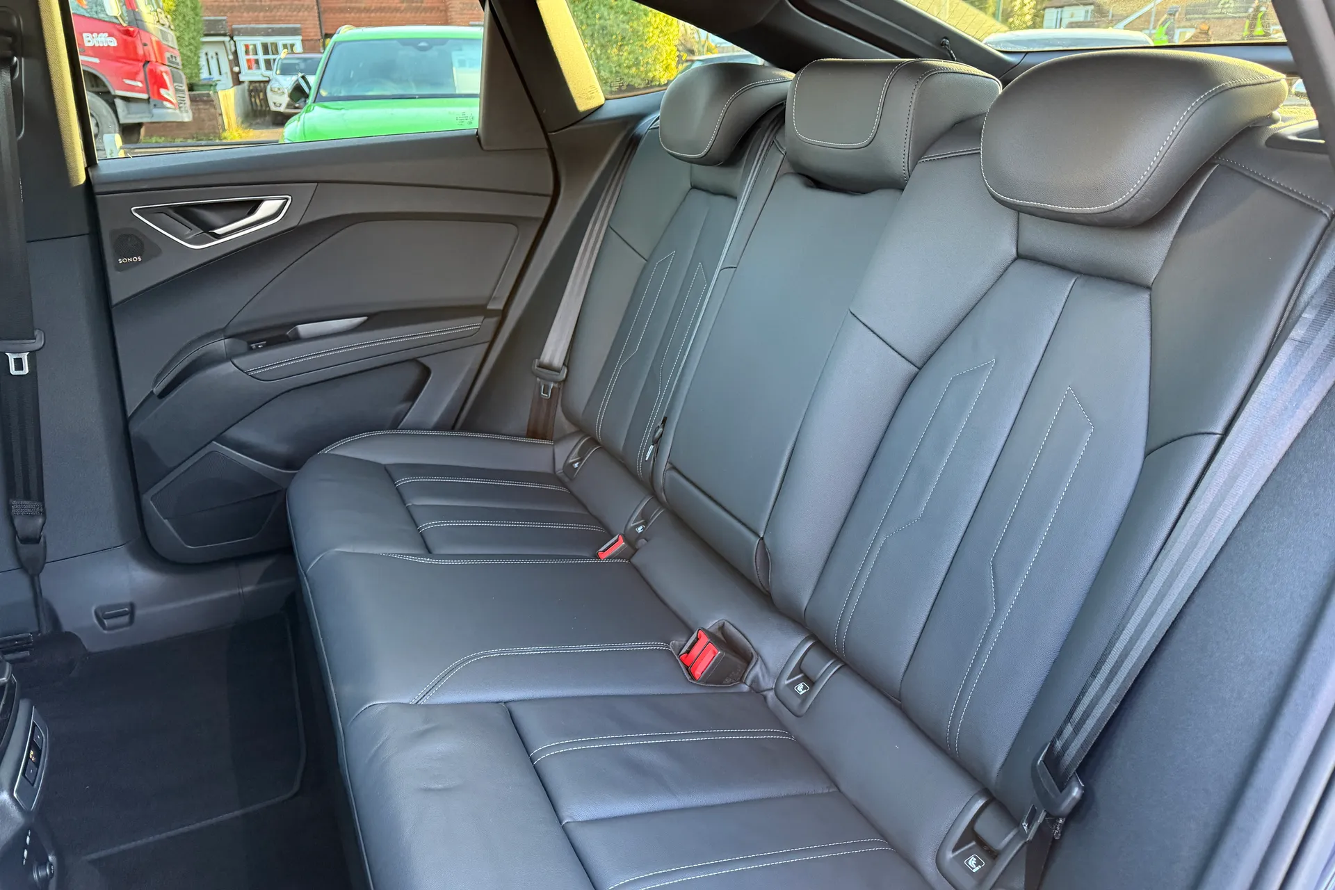 Audi Q4 e-tron thumbnail image number 47