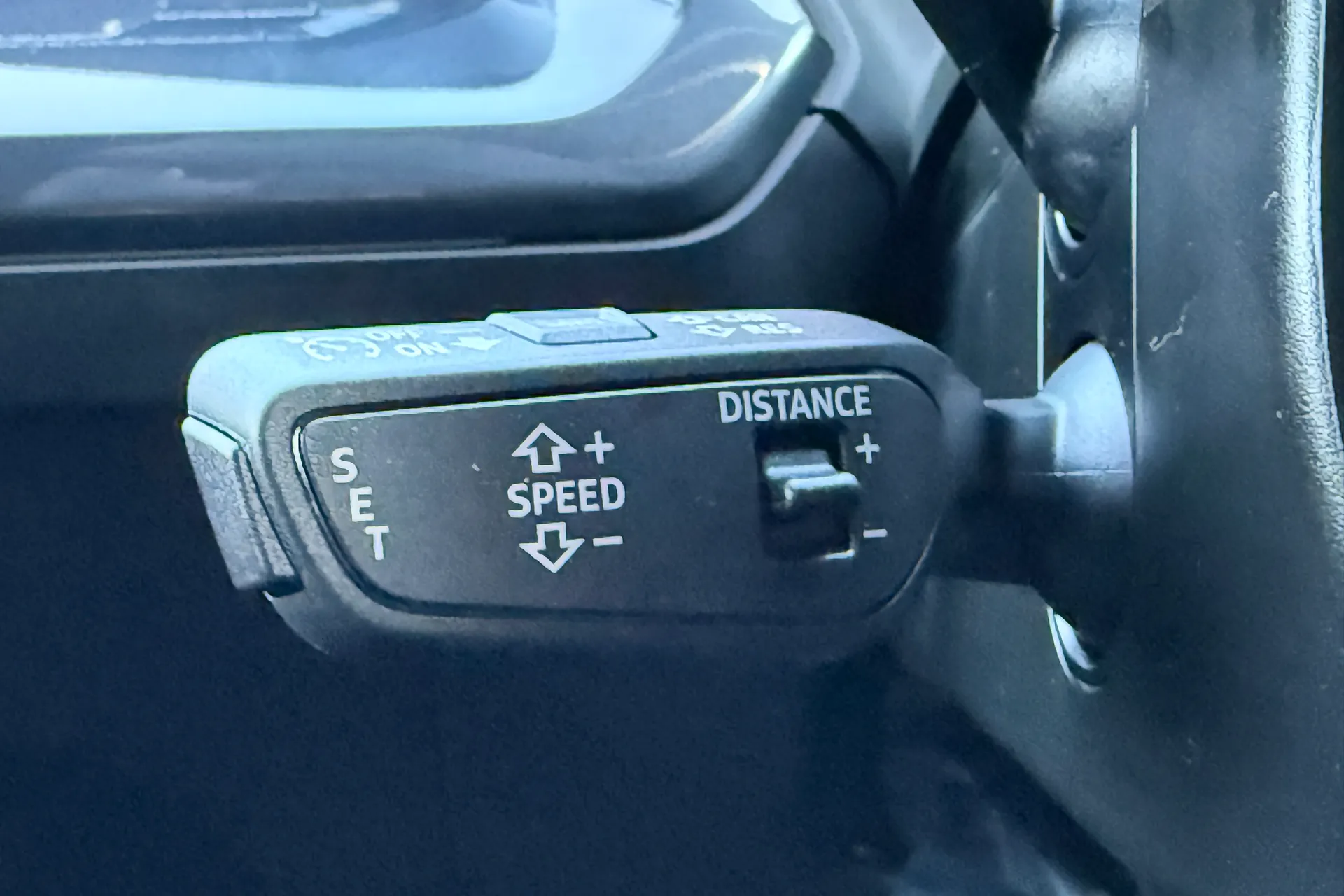 Audi Q4 e-tron thumbnail image number 20