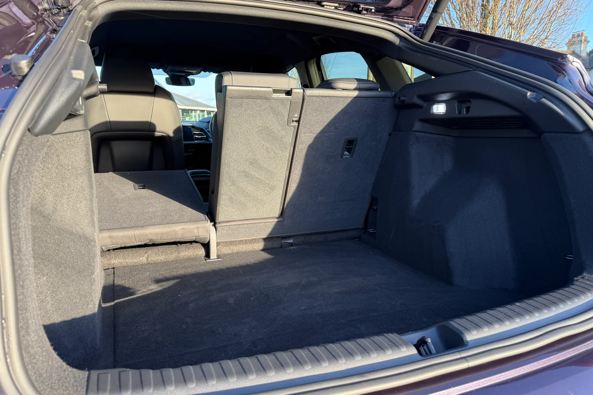 Audi Q4 e-tron thumbnail image number 40