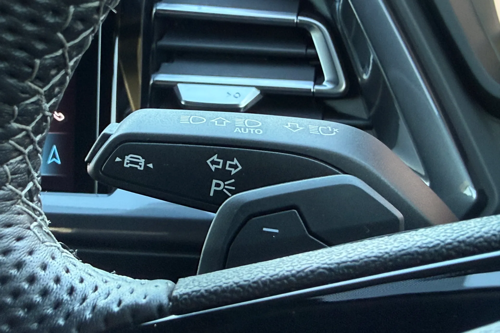 Audi Q4 e-tron thumbnail image number 21