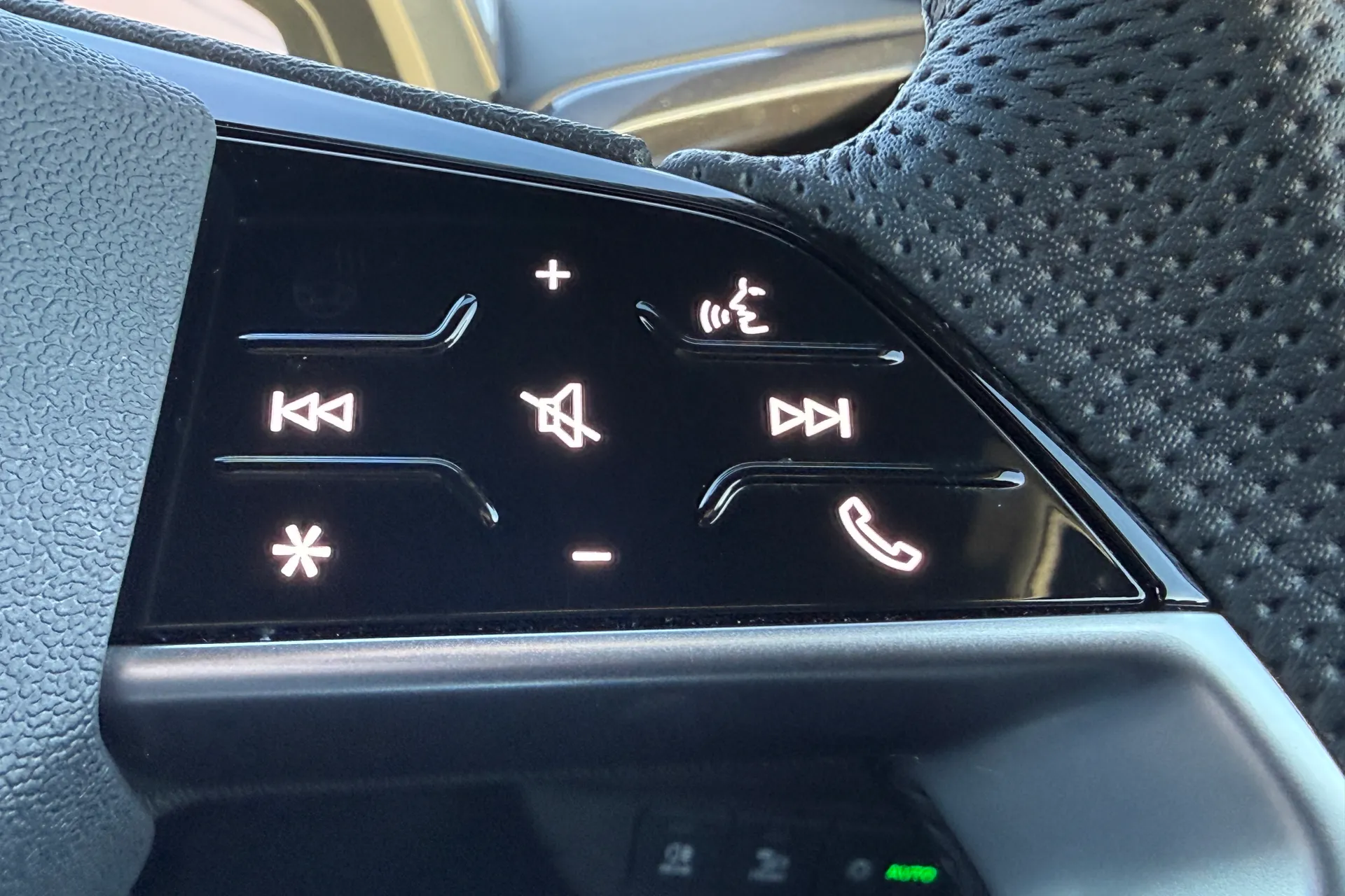 Audi Q4 e-tron thumbnail image number 25