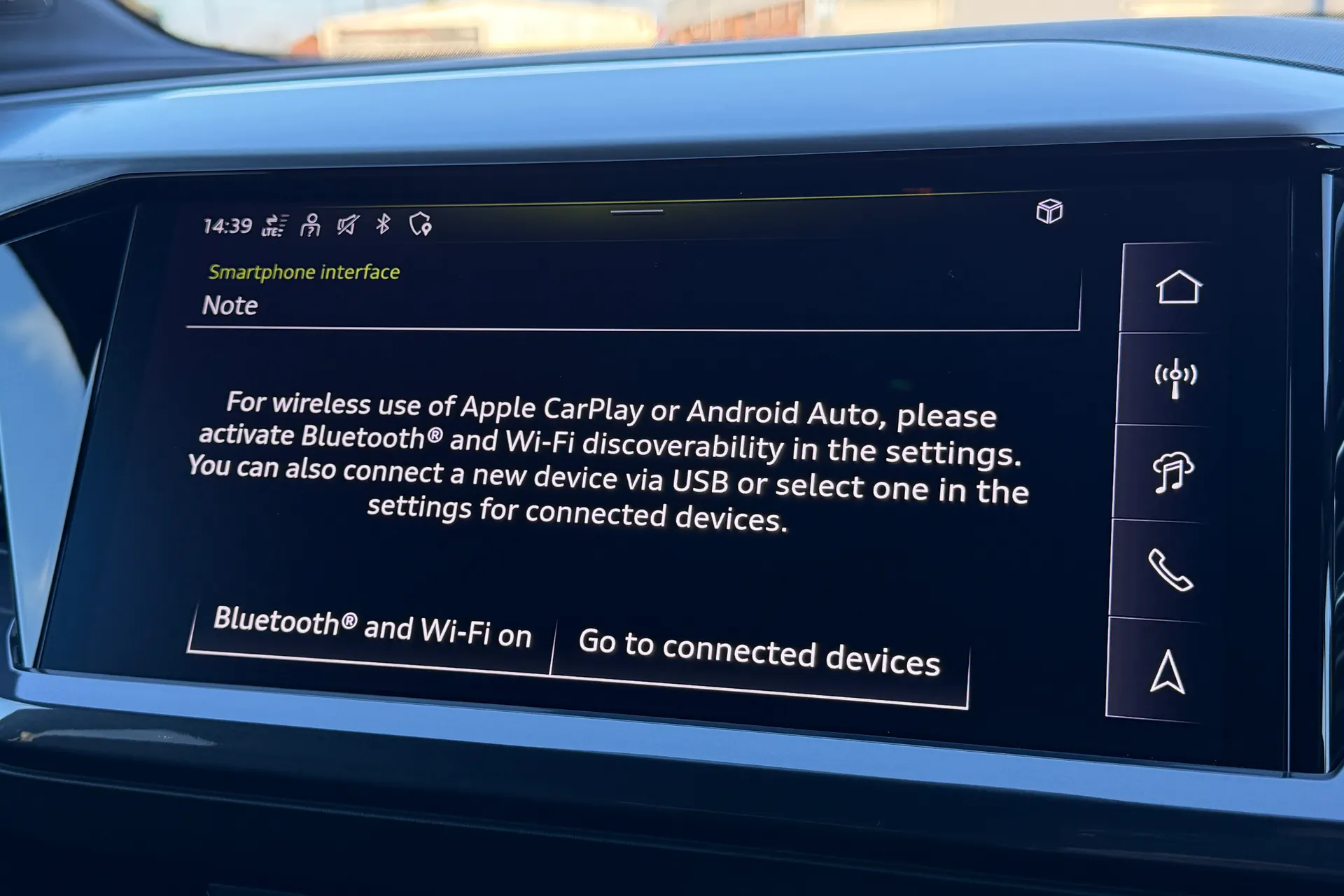 Audi Q4 e-tron thumbnail image number 14