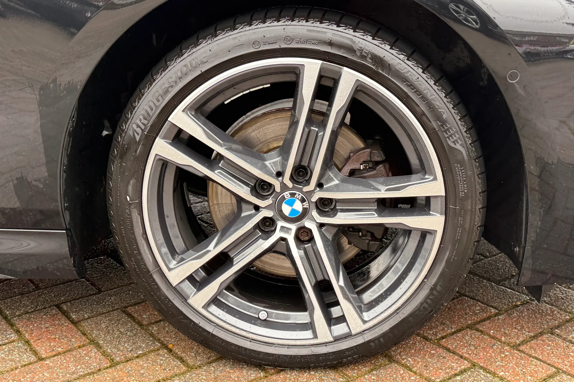 BMW 2 SERIES thumbnail image number 47