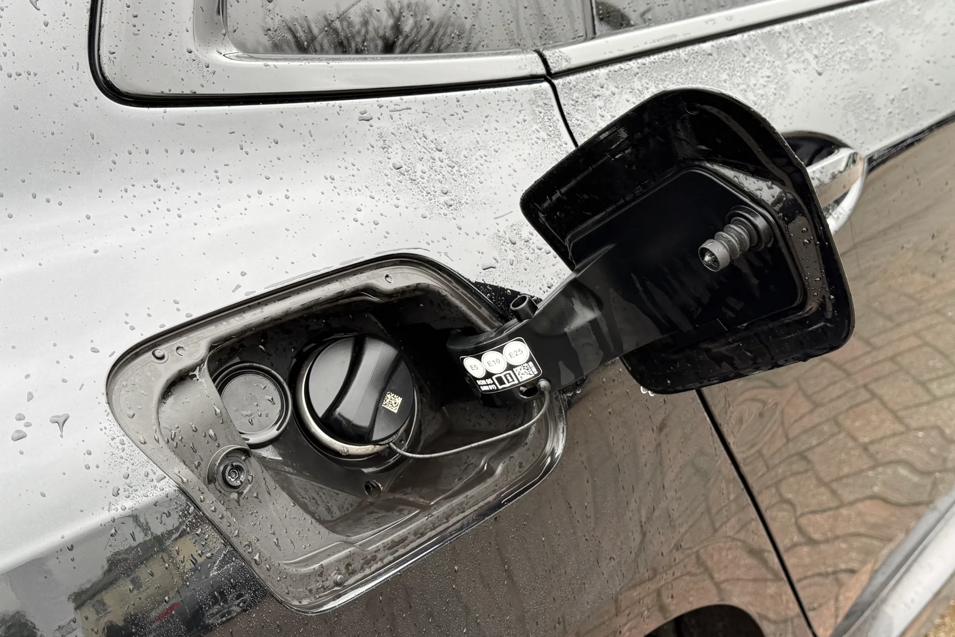 BMW 2 SERIES thumbnail image number 51