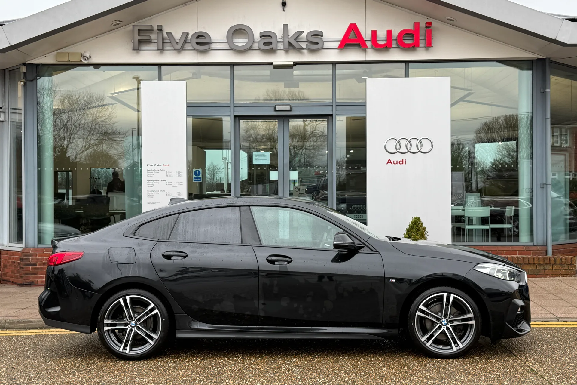 BMW 2 SERIES thumbnail image number 2