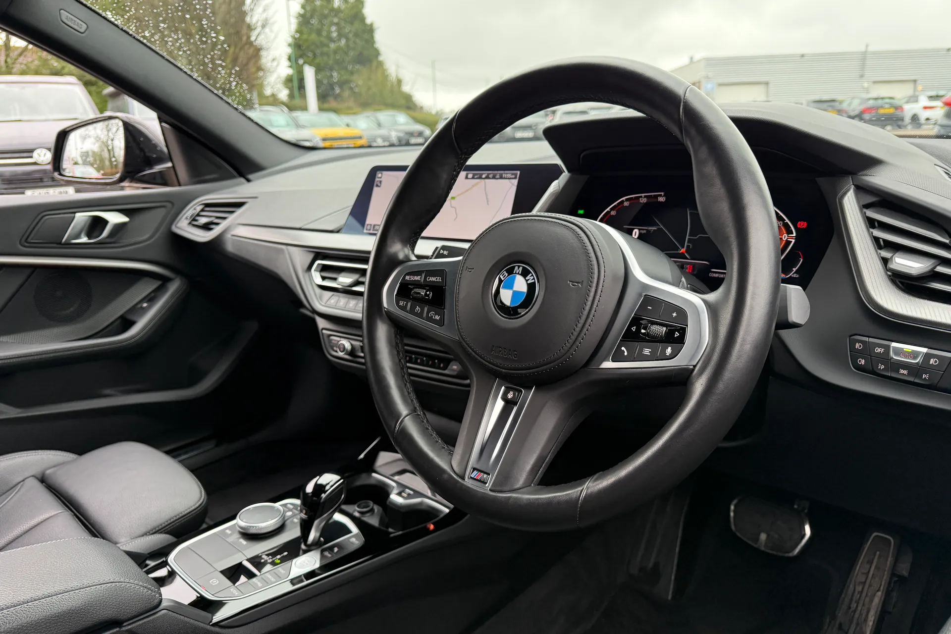 BMW 2 SERIES thumbnail image number 27