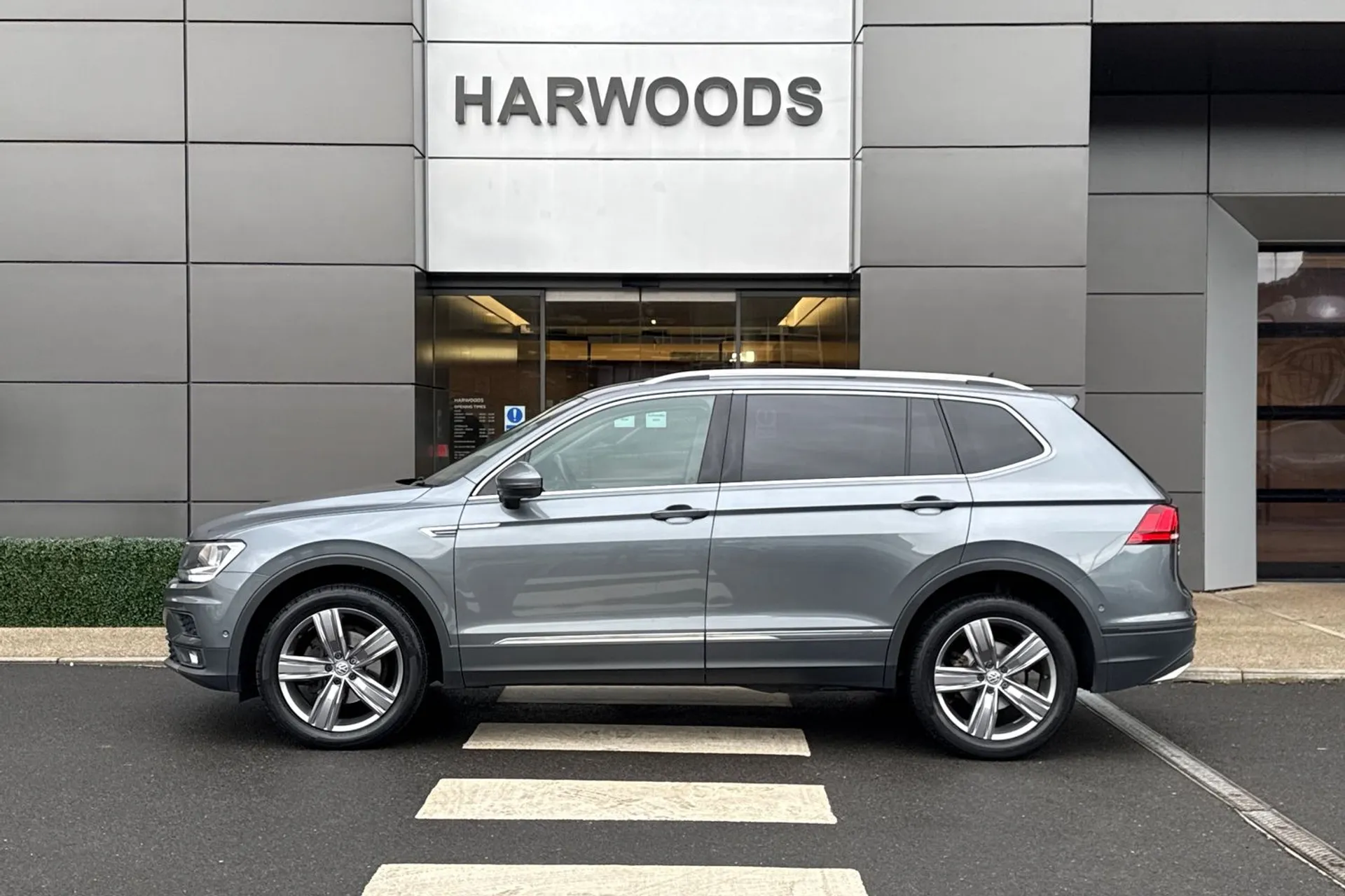 VOLKSWAGEN TIGUAN ALLSPACE thumbnail image number 11