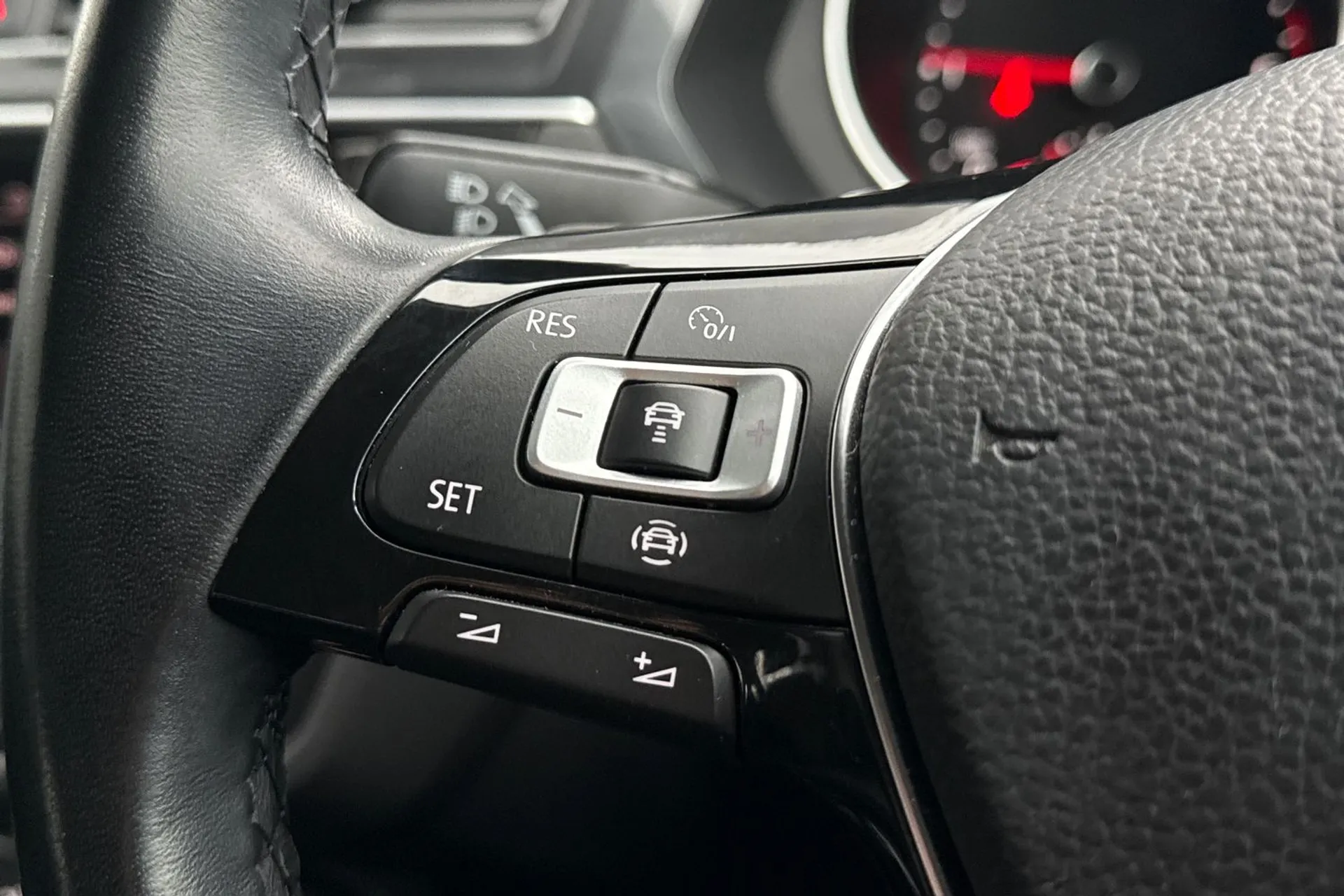 VOLKSWAGEN TIGUAN ALLSPACE thumbnail image number 47