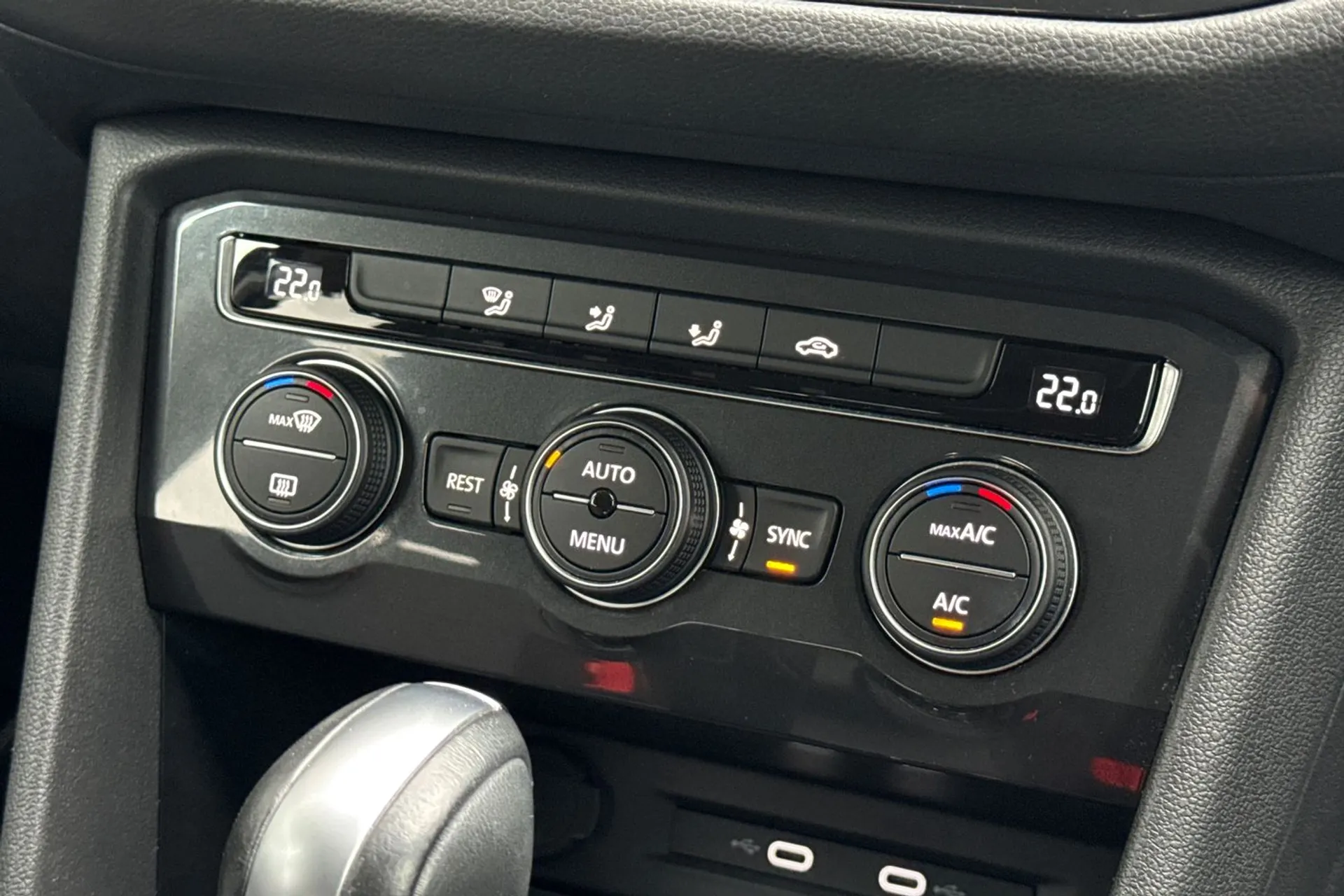 VOLKSWAGEN TIGUAN ALLSPACE thumbnail image number 49