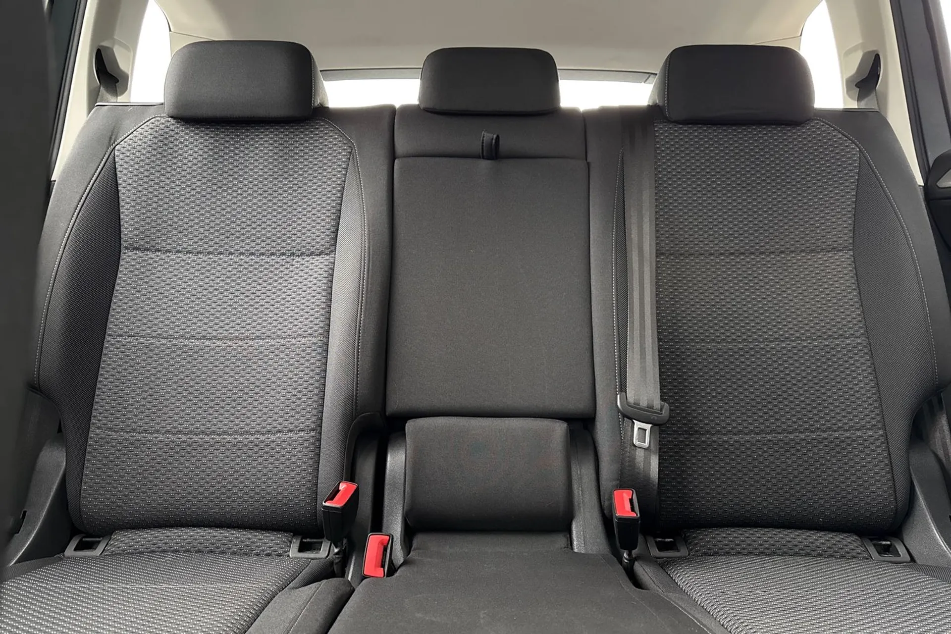 VOLKSWAGEN TIGUAN ALLSPACE thumbnail image number 38