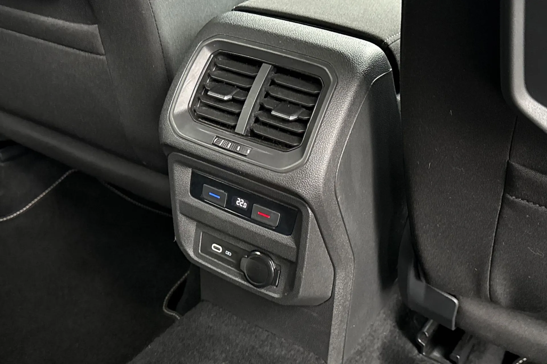 VOLKSWAGEN TIGUAN ALLSPACE thumbnail image number 57