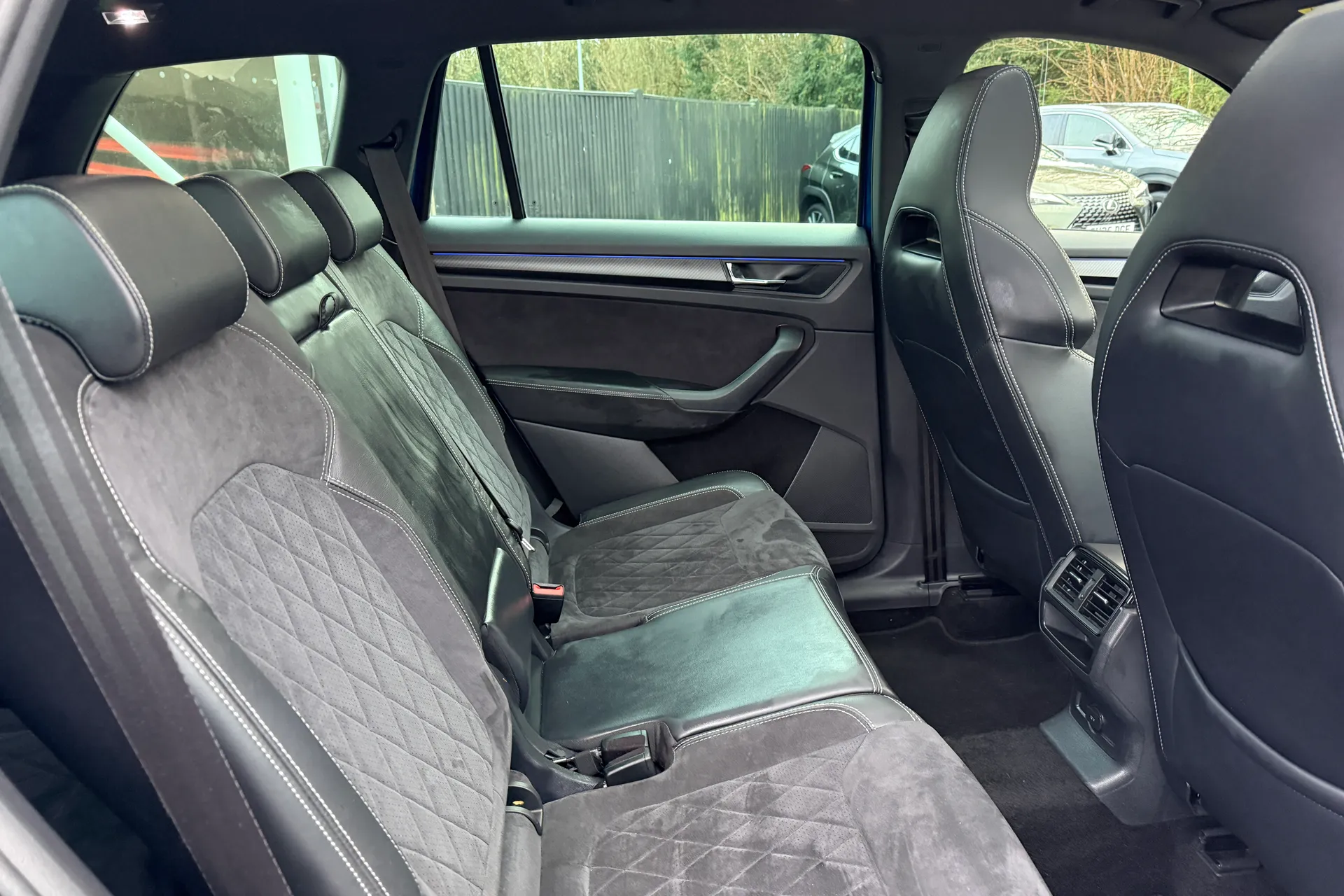 SKODA KODIAQ thumbnail image number 13