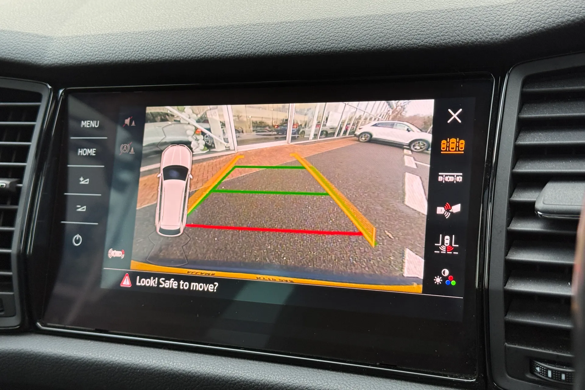 SKODA KODIAQ thumbnail image number 5