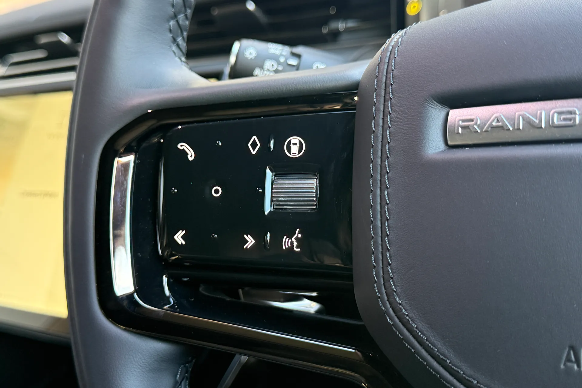 LAND ROVER RANGE ROVER SPORT thumbnail image number 39