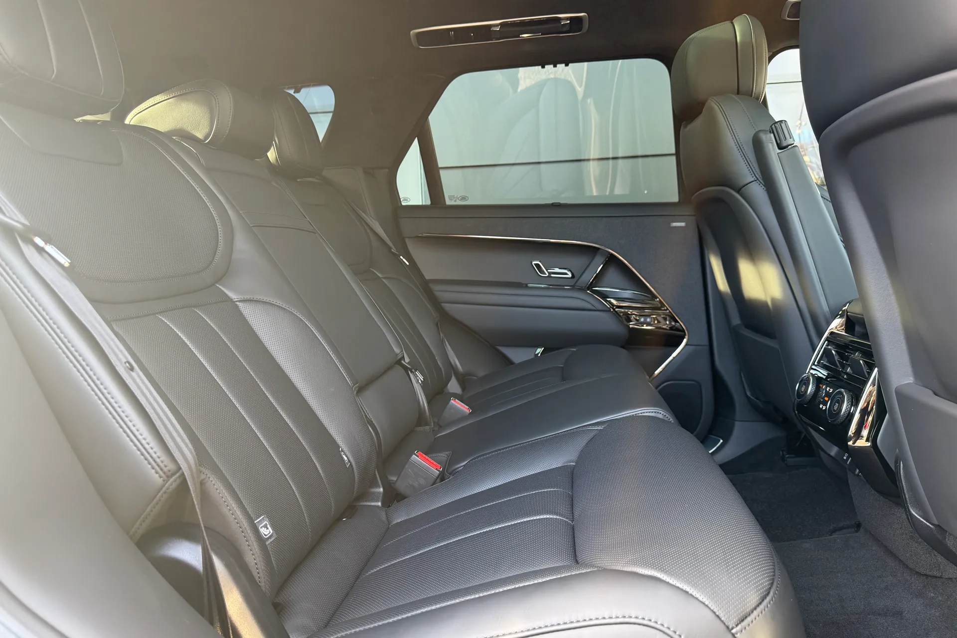 LAND ROVER RANGE ROVER SPORT thumbnail image number 29