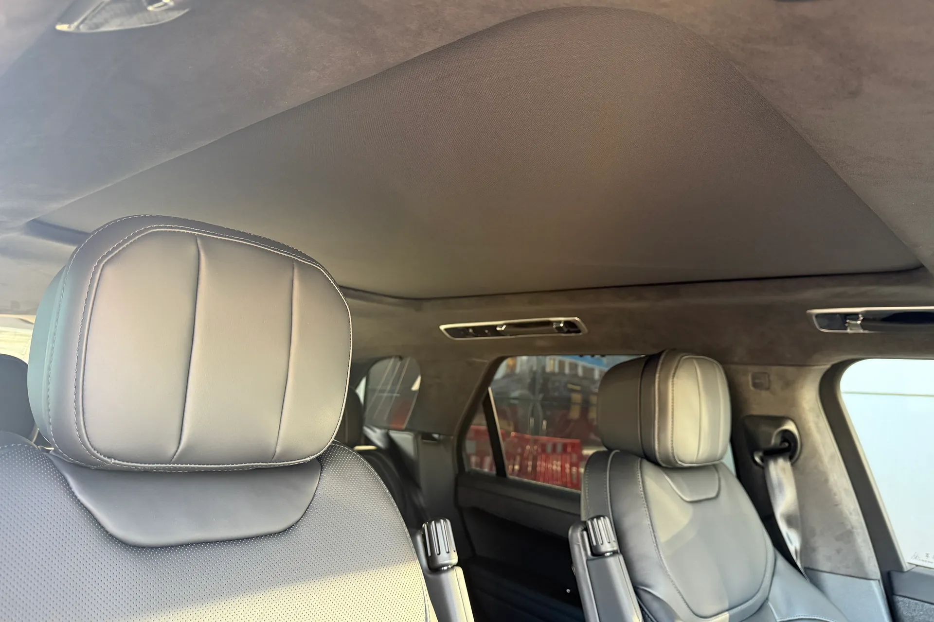 LAND ROVER RANGE ROVER SPORT thumbnail image number 9