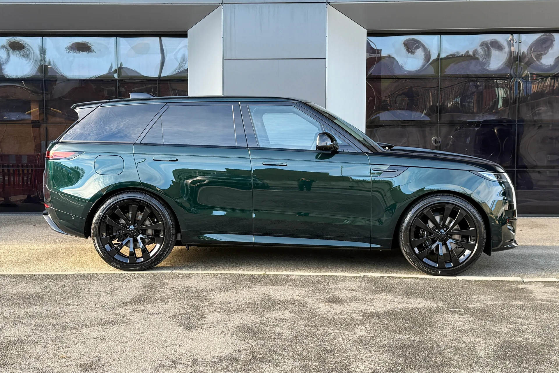 LAND ROVER RANGE ROVER SPORT thumbnail image number 2