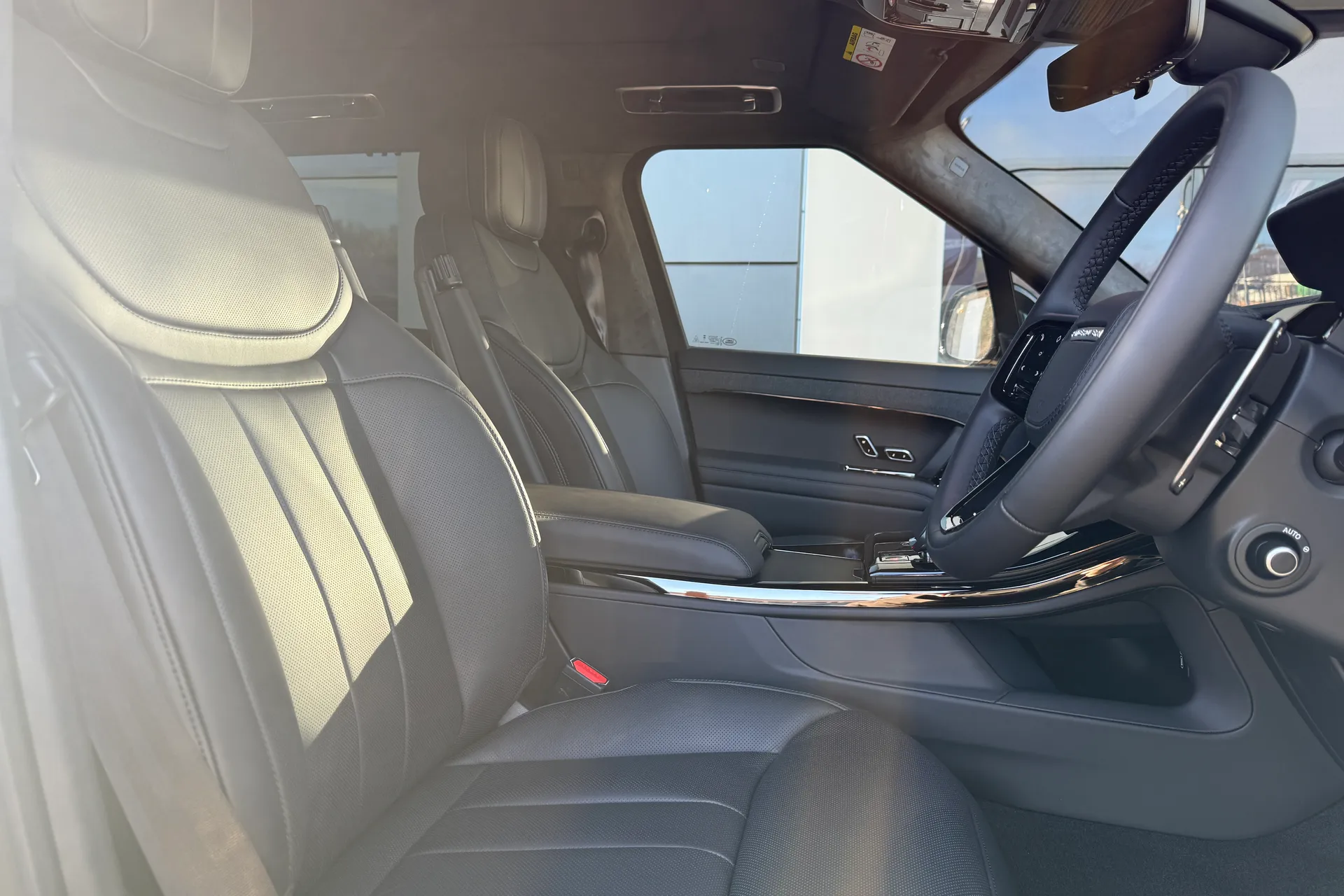 LAND ROVER RANGE ROVER SPORT thumbnail image number 25