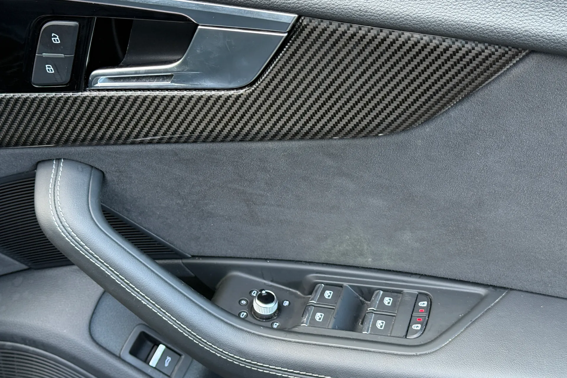 Audi RS5 thumbnail image number 39