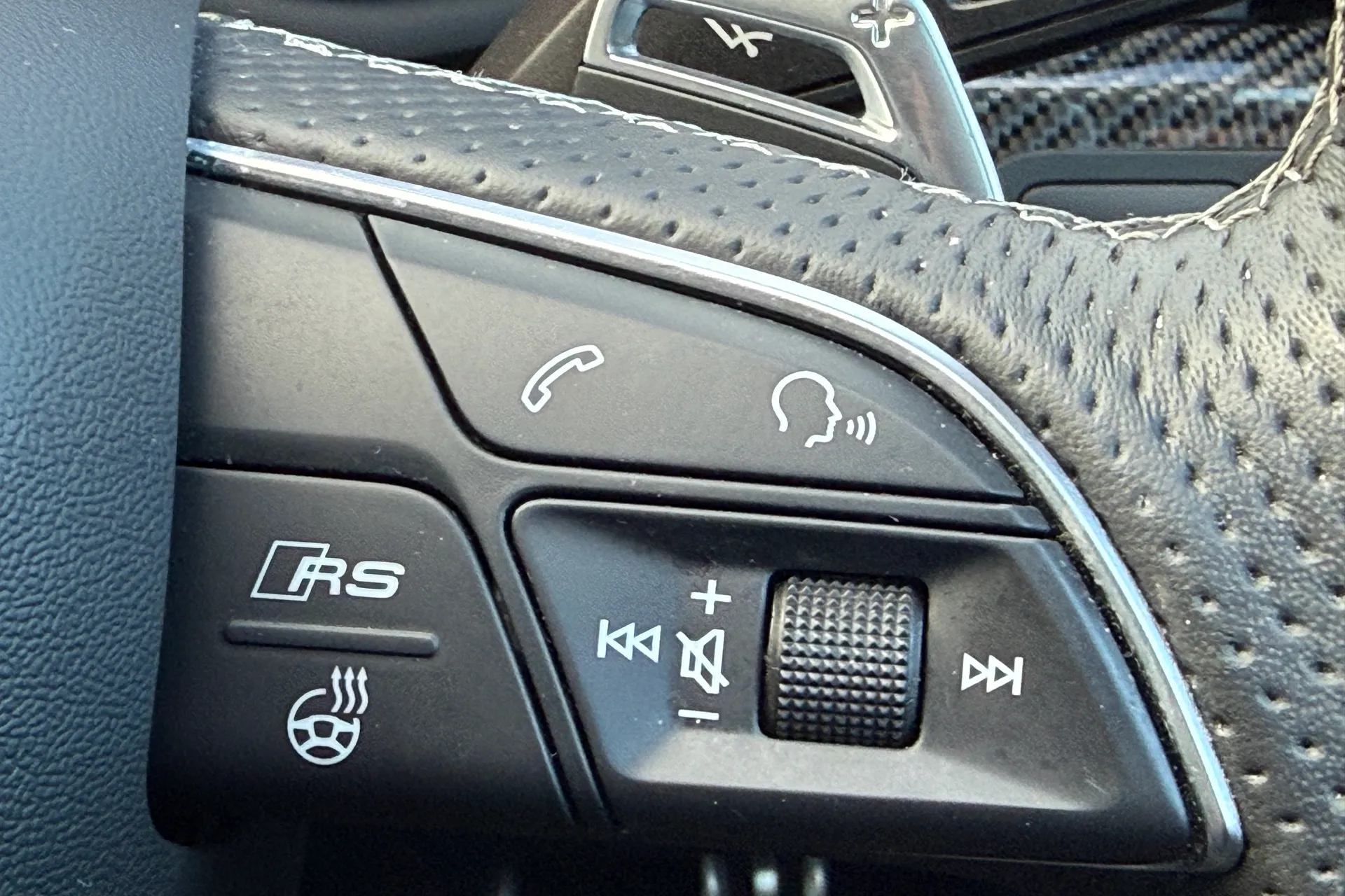 Audi RS5 thumbnail image number 60