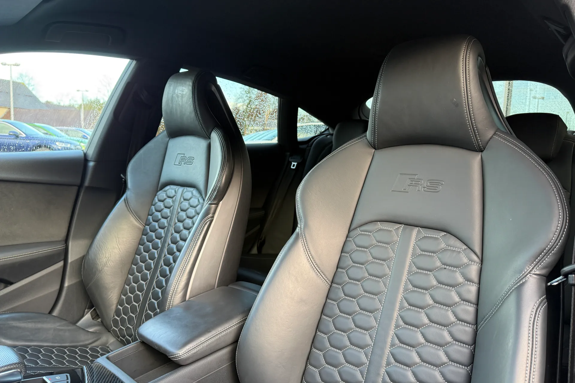 Audi RS5 thumbnail image number 20