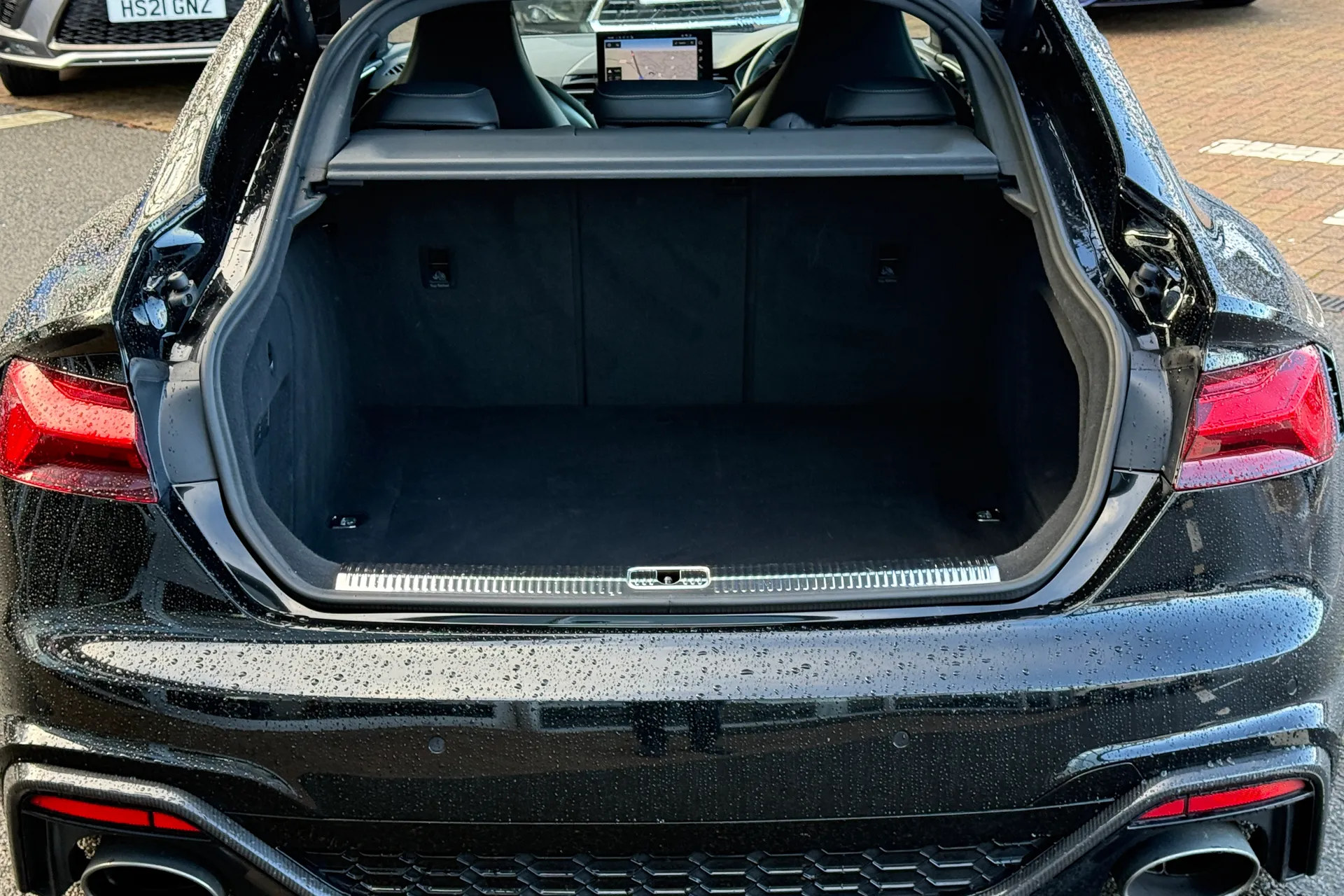 Audi RS5 thumbnail image number 34